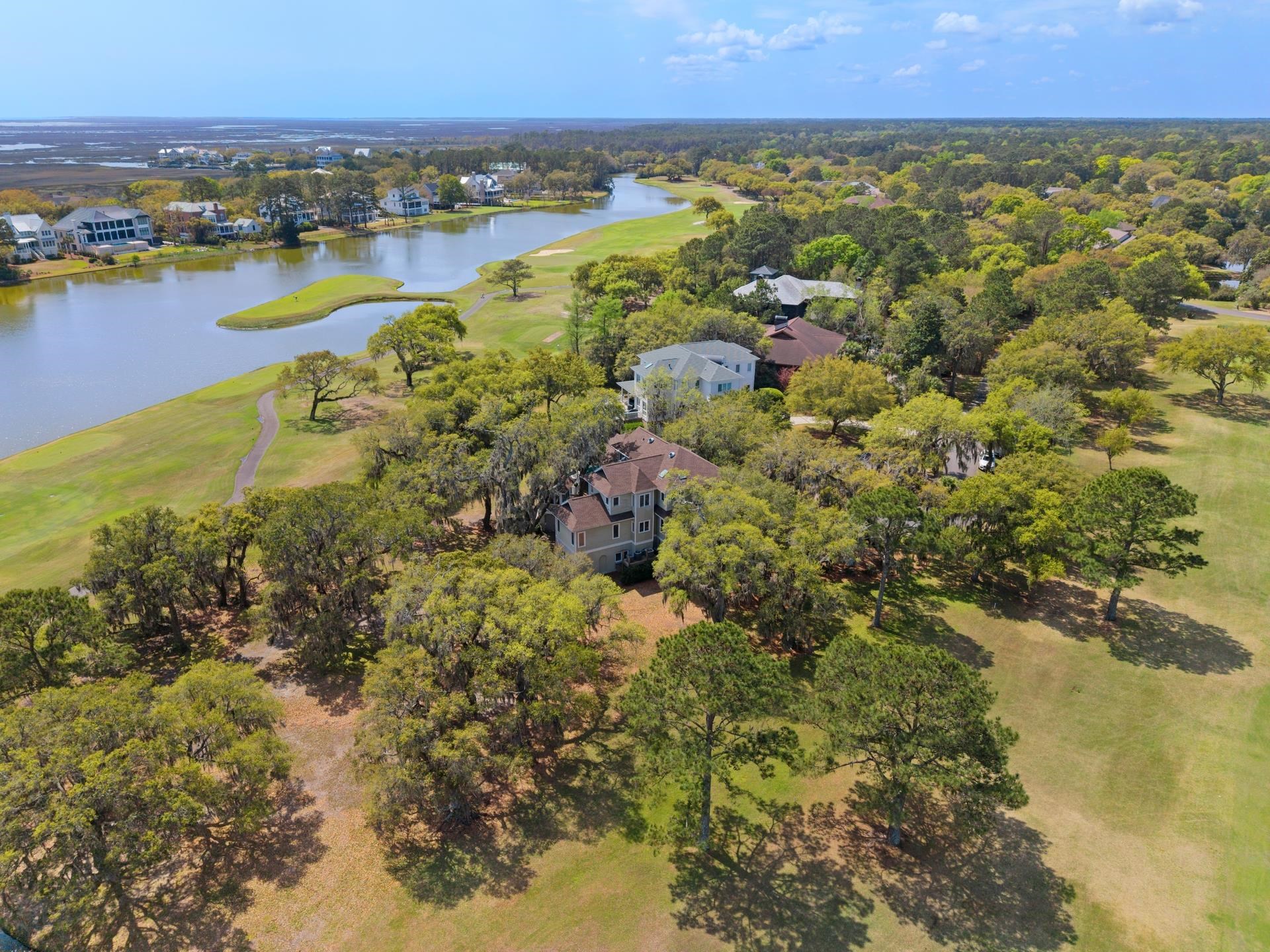 110 Swan Point Trail