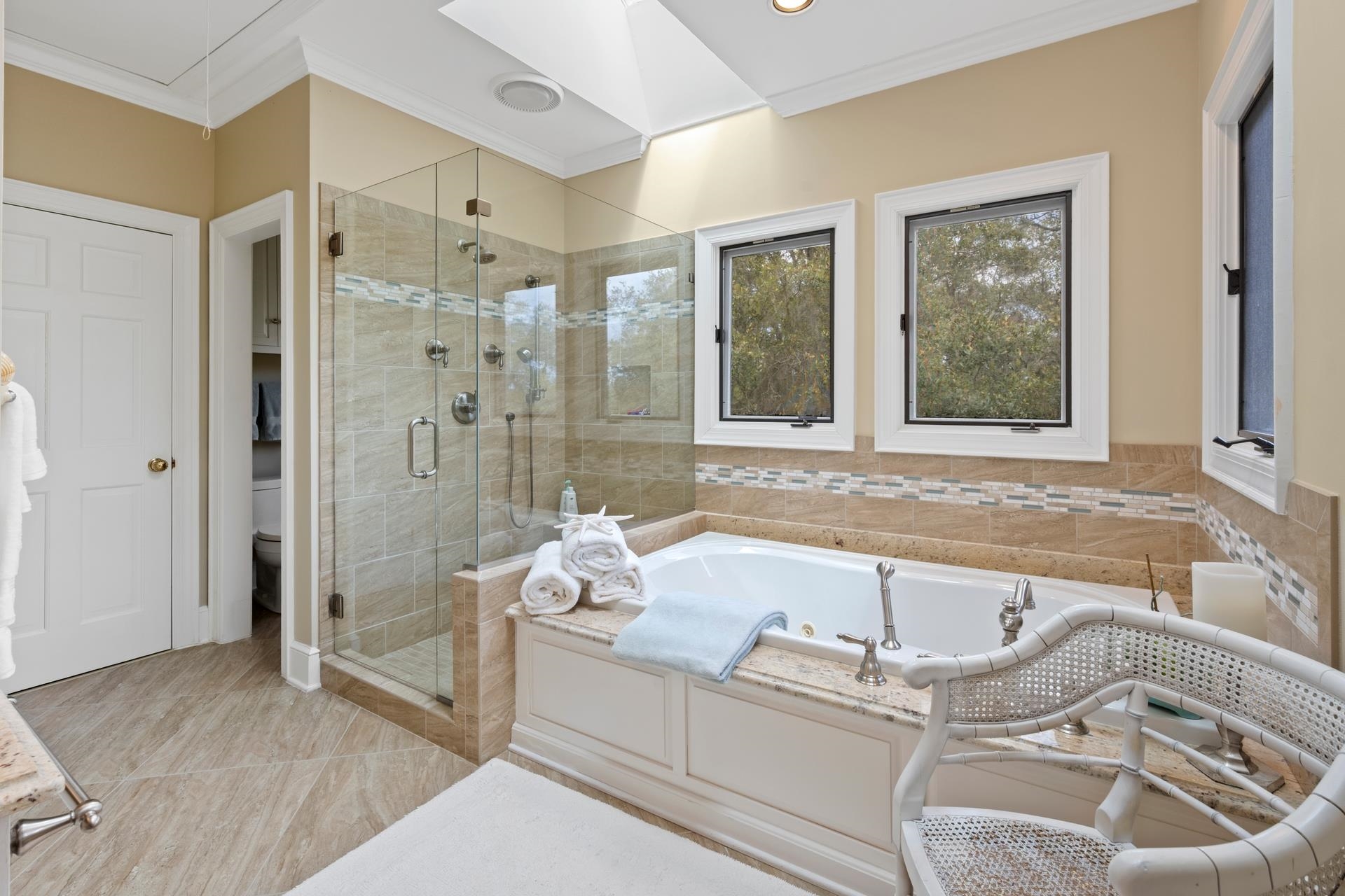 110 Swan Point Trail