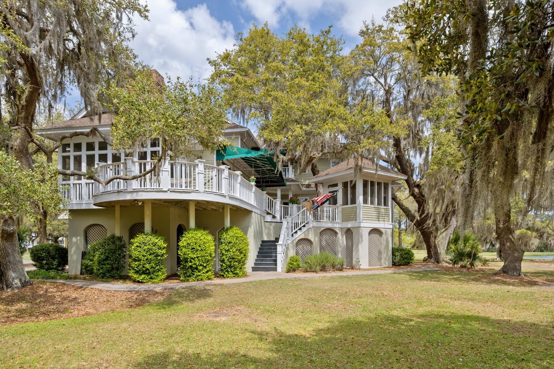 110 Swan Point Trail