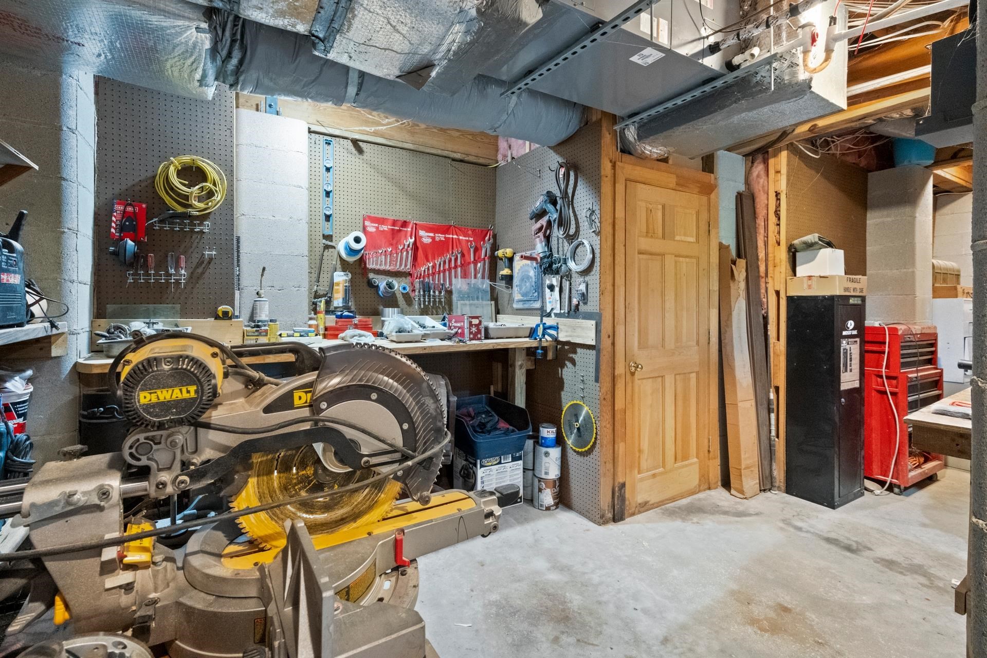 110 Swan Point Trail