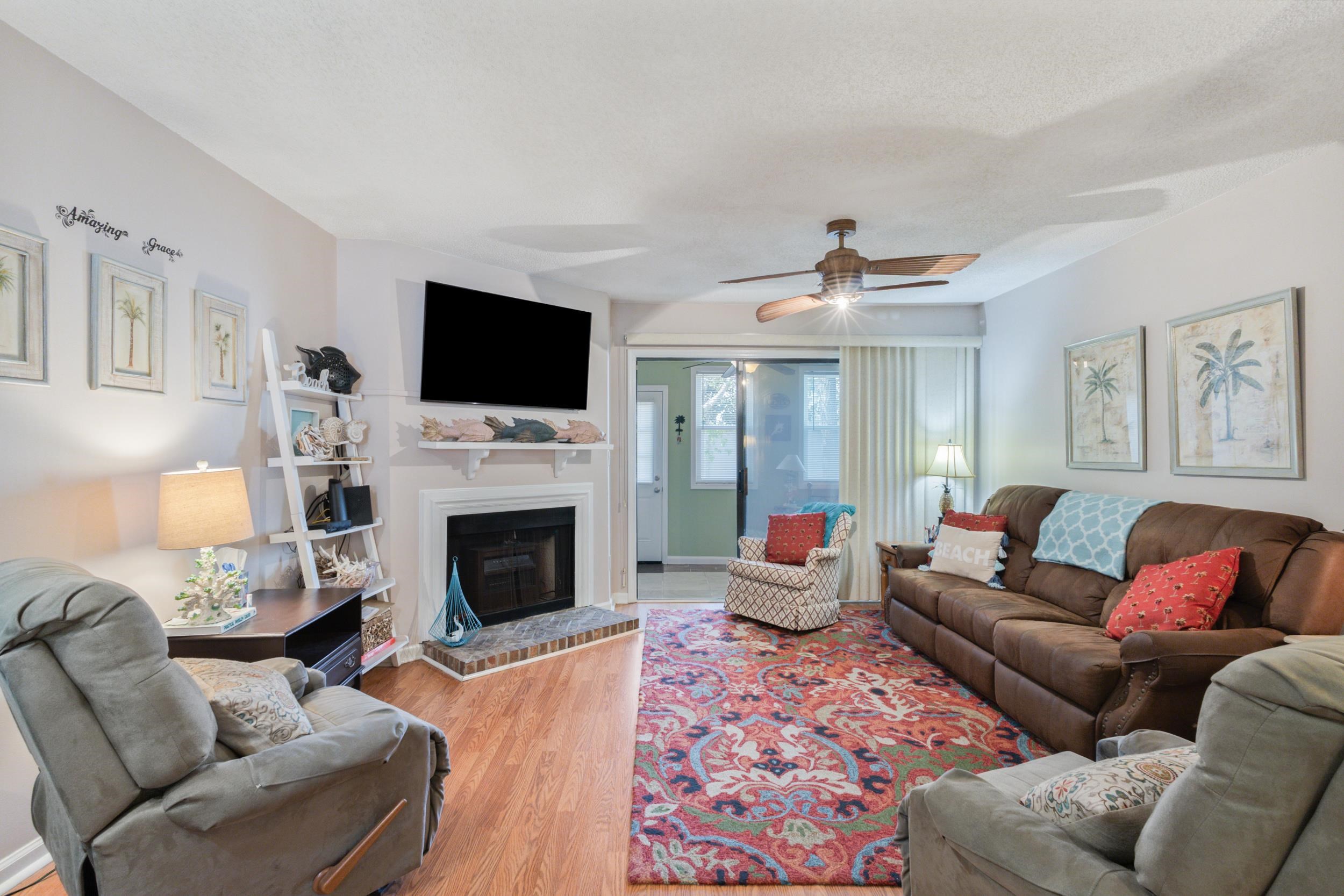 100 Shadow Moss Pl. Unit: 94