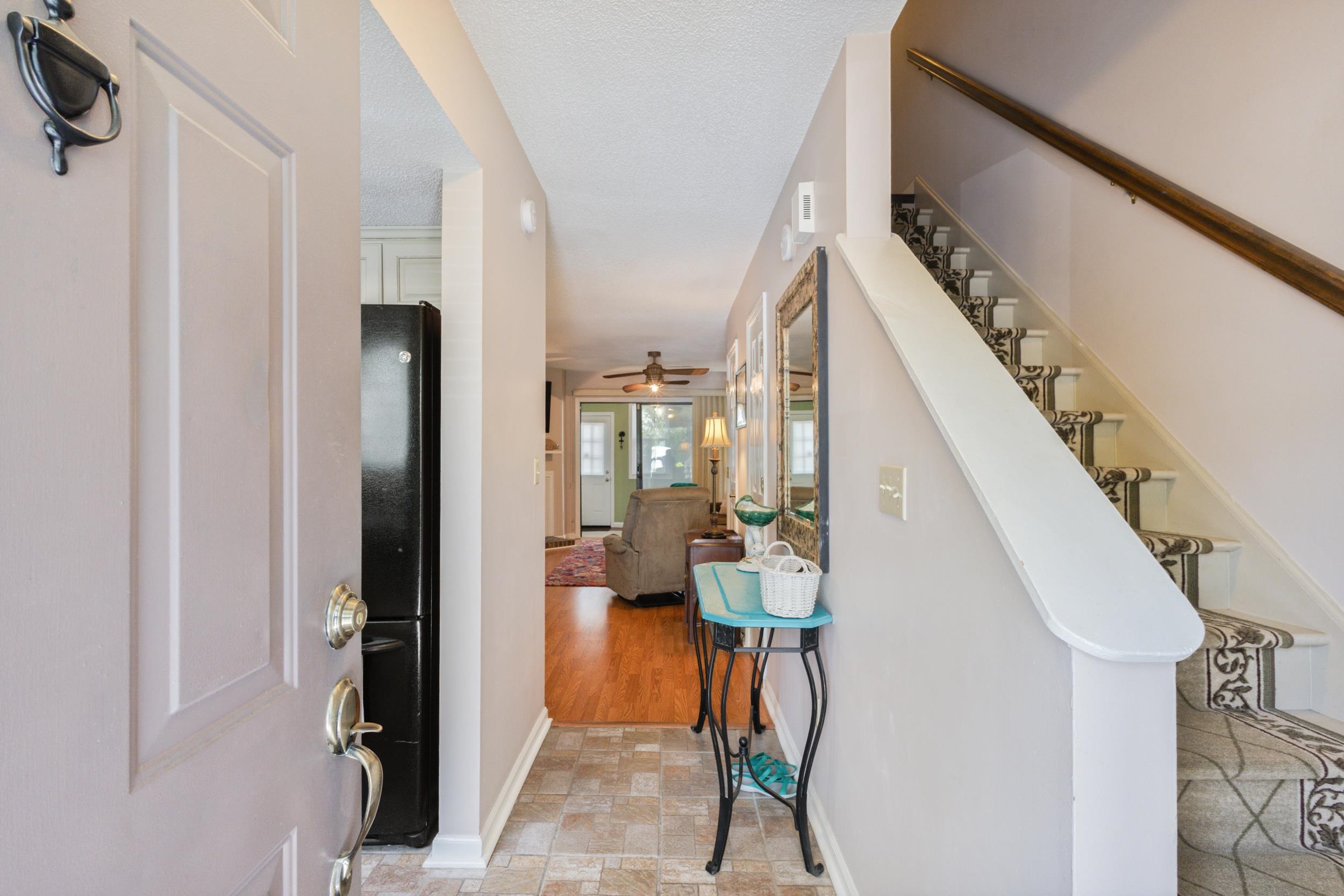 100 Shadow Moss Pl. Unit: 94