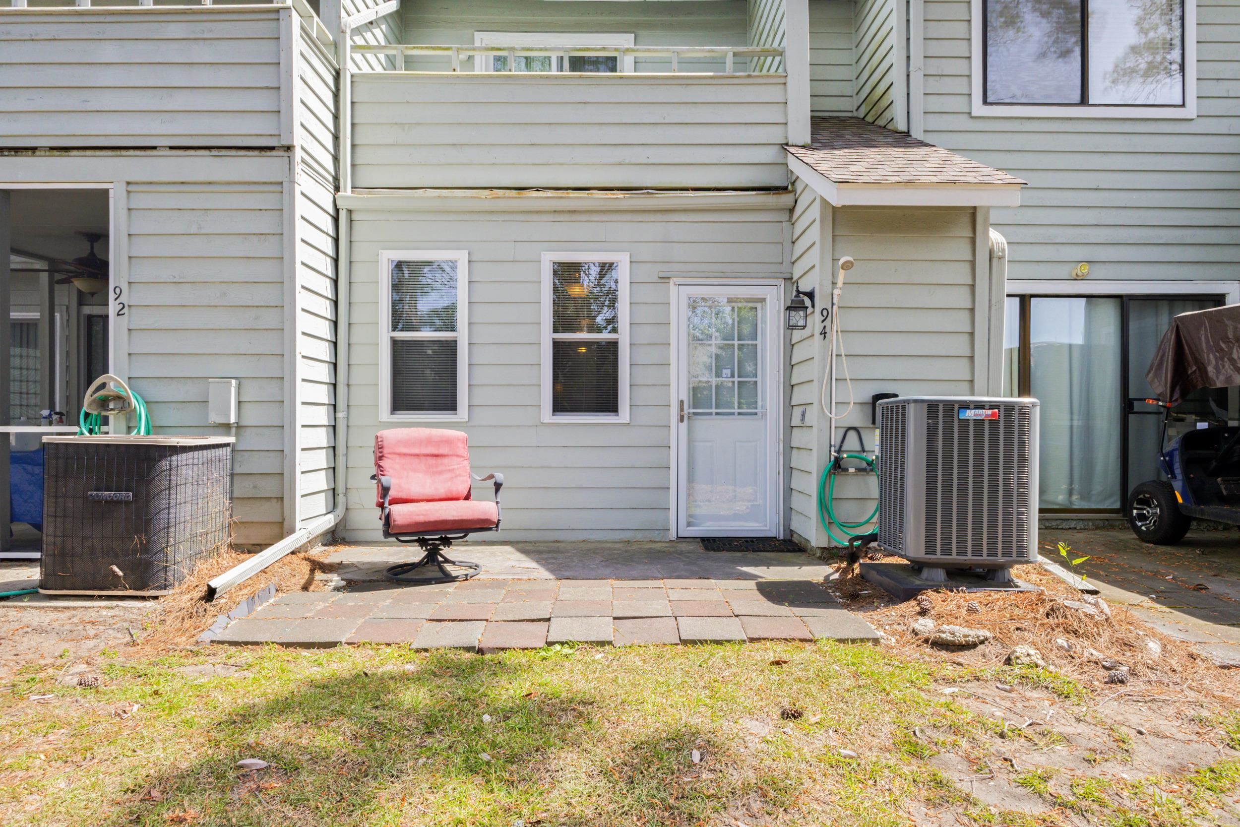 100 Shadow Moss Pl. Unit: 94