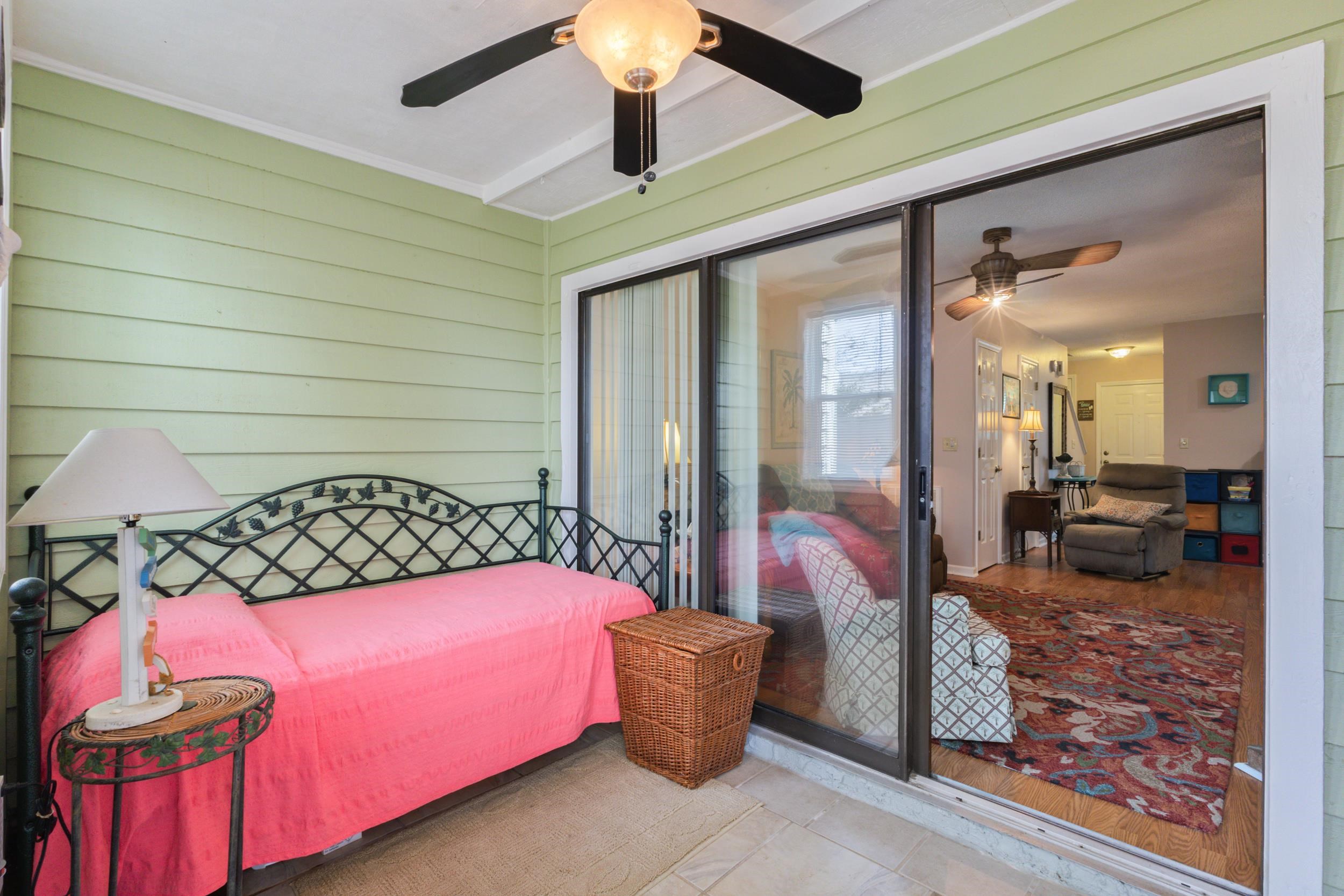 100 Shadow Moss Pl. Unit: 94