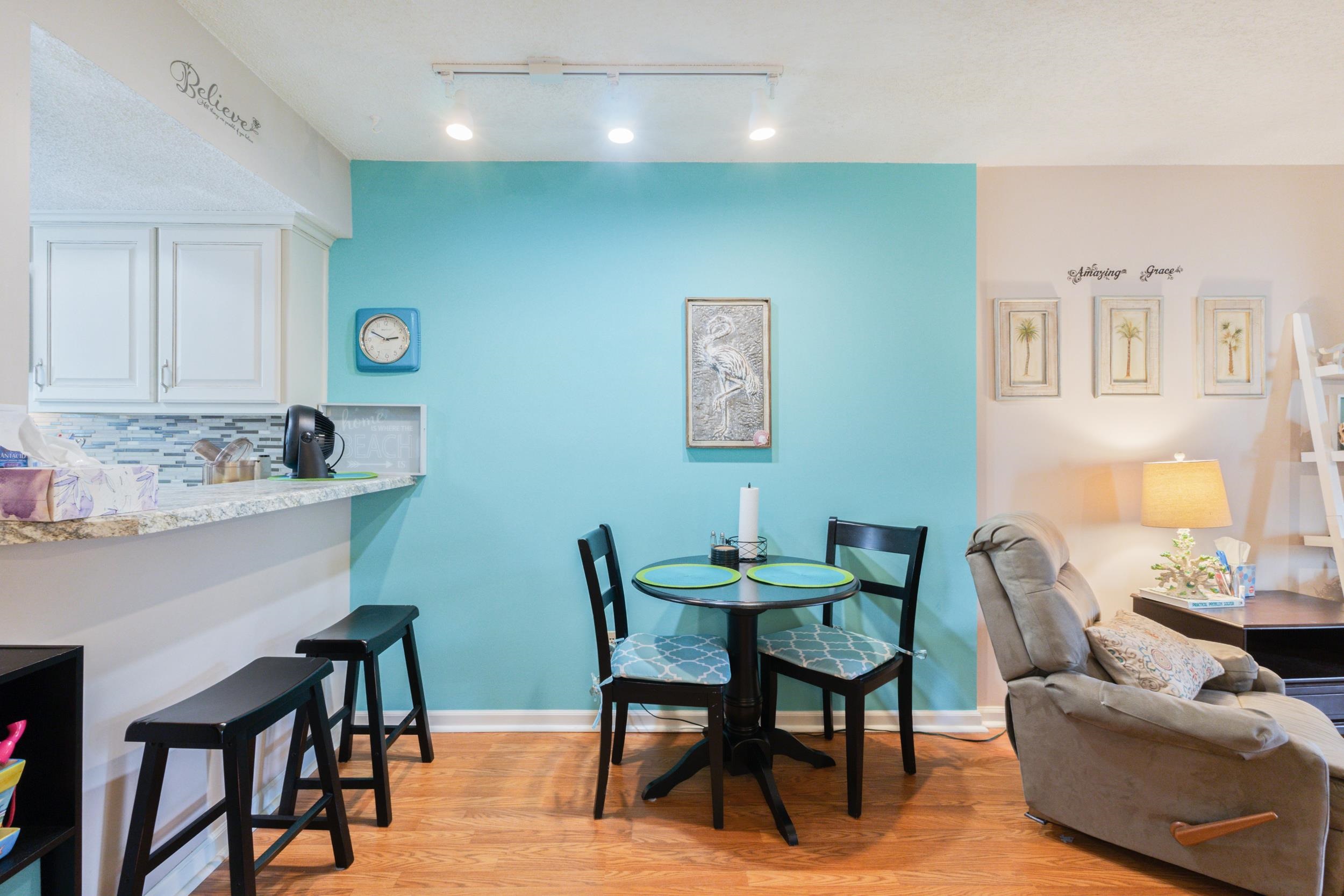 100 Shadow Moss Pl. Unit: 94