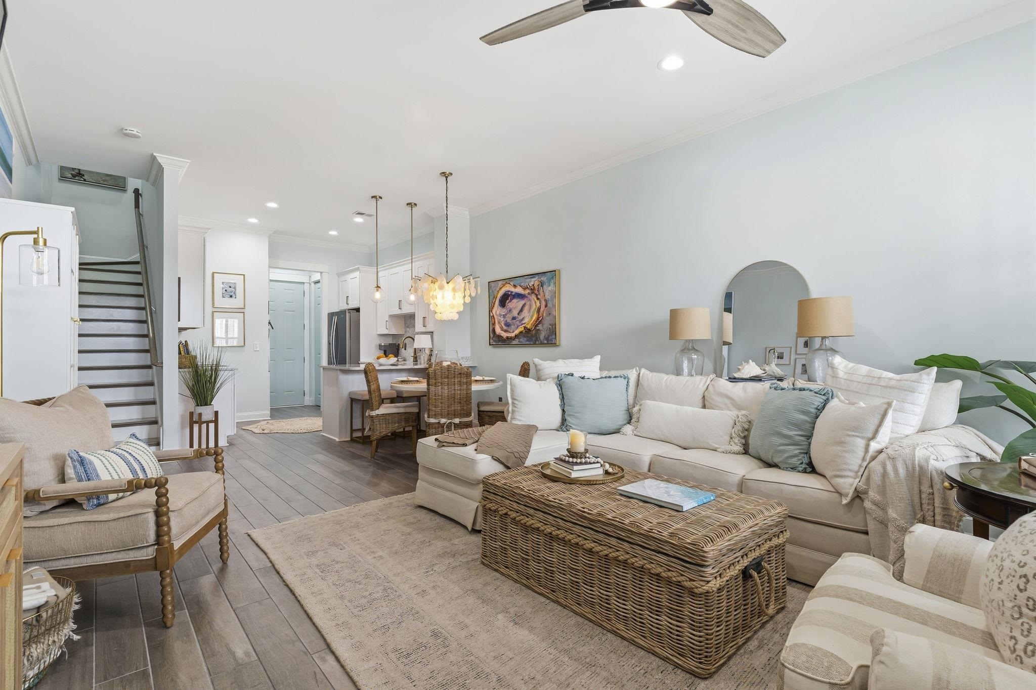 798 Shine Ave. Unit: 798