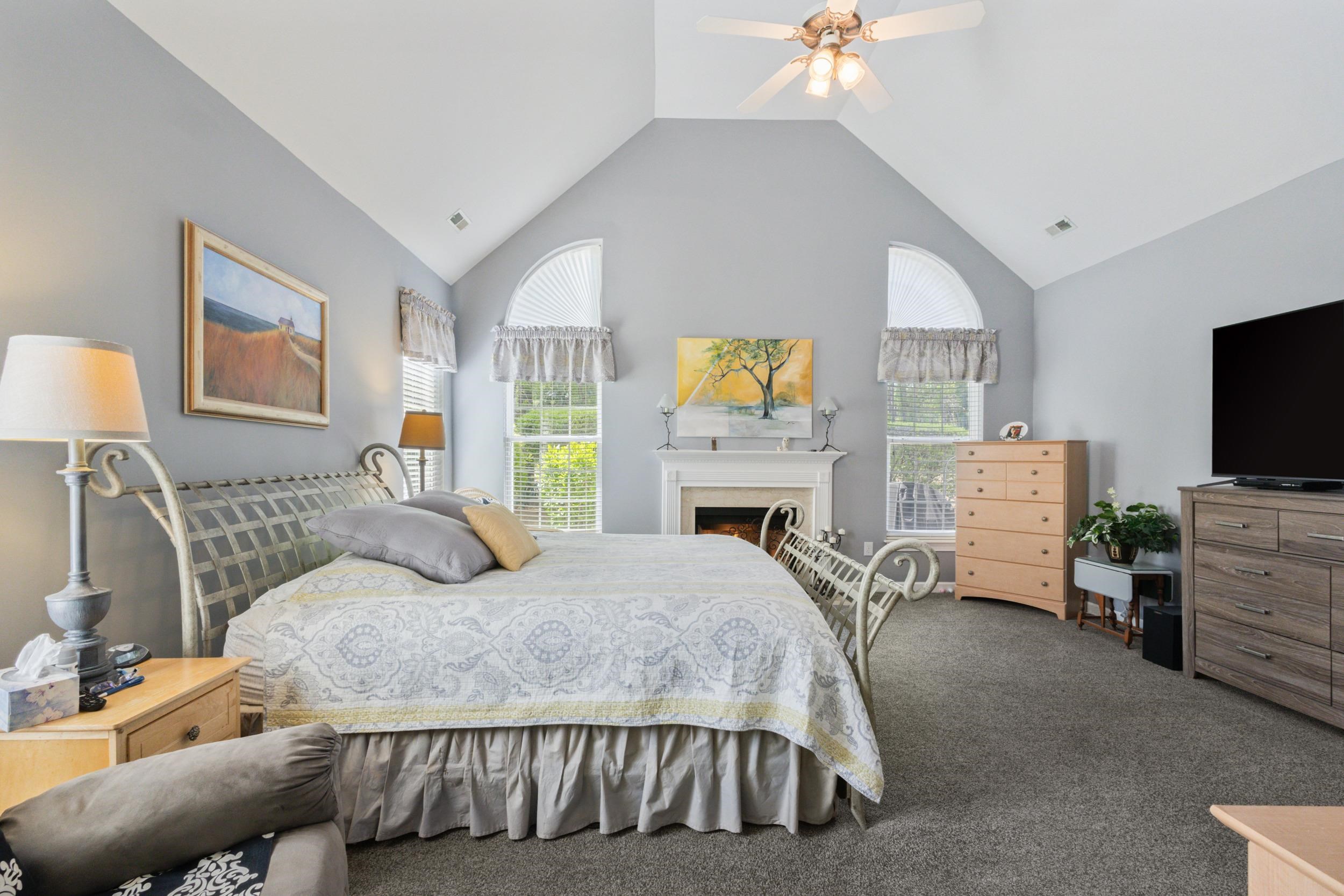 4565 Firethorne Dr.