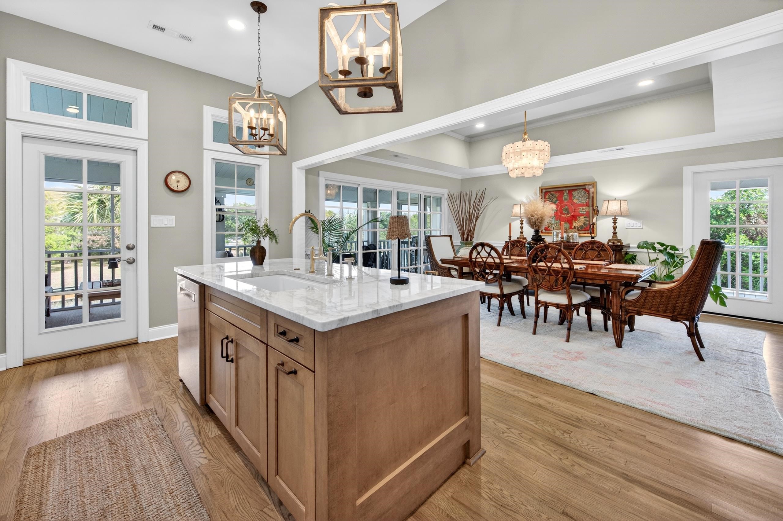 60 Seawind Ct.
