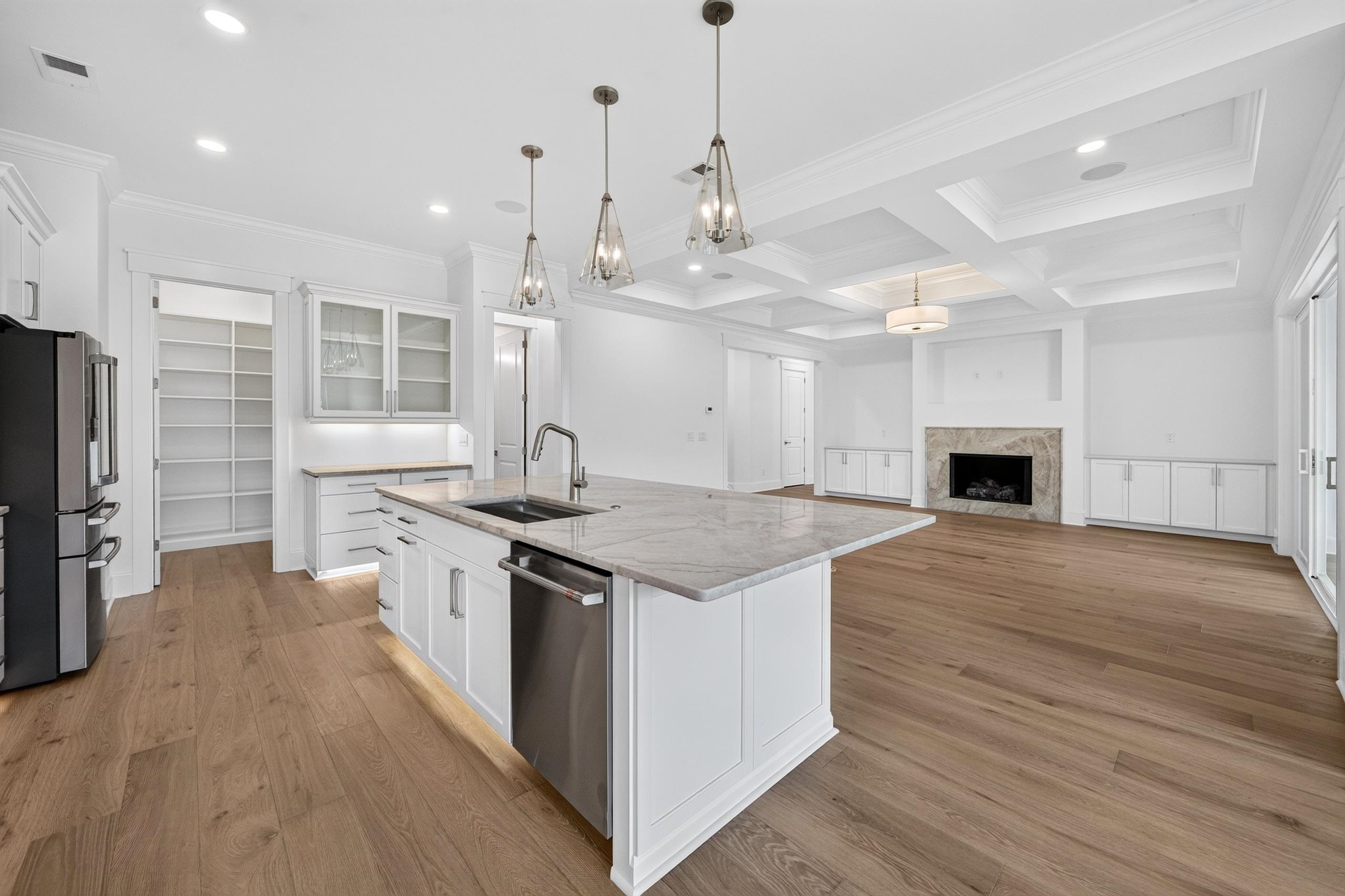 292 Colony Club Dr.
