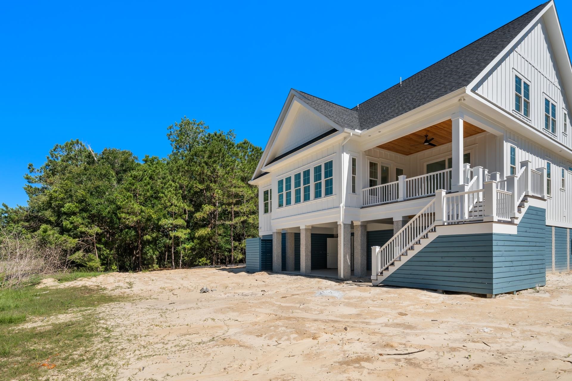 292 Colony Club Dr.