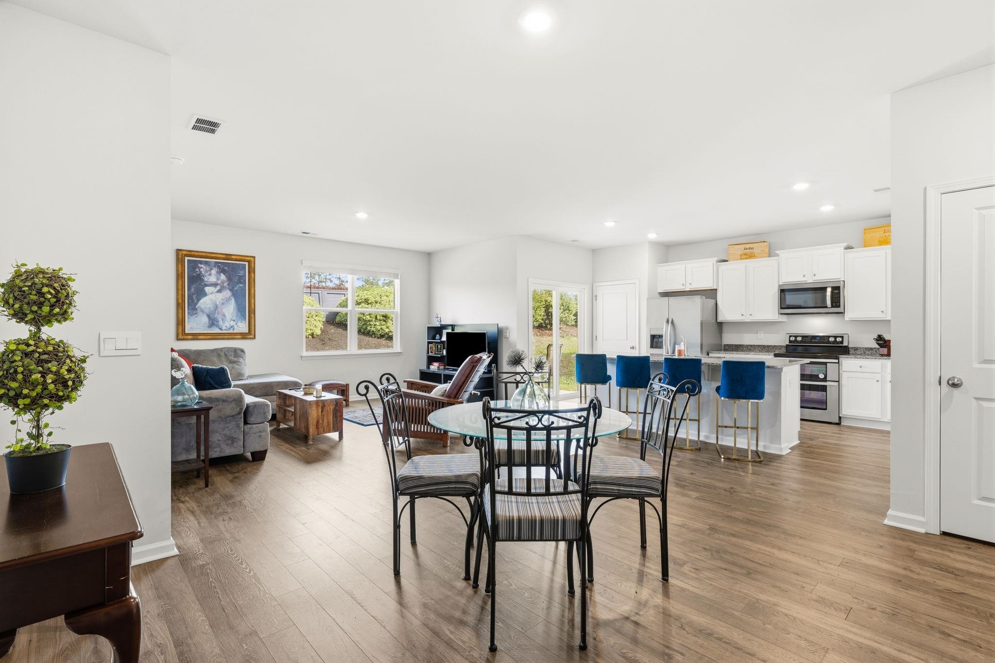 2924 Skylar Dr.
