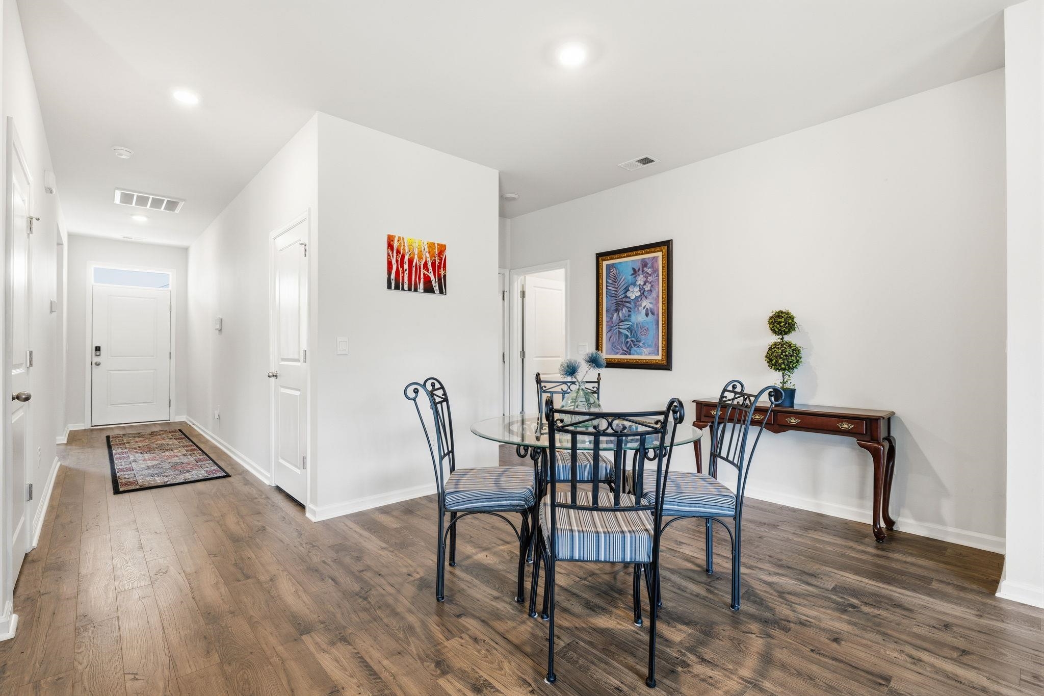 2924 Skylar Dr.