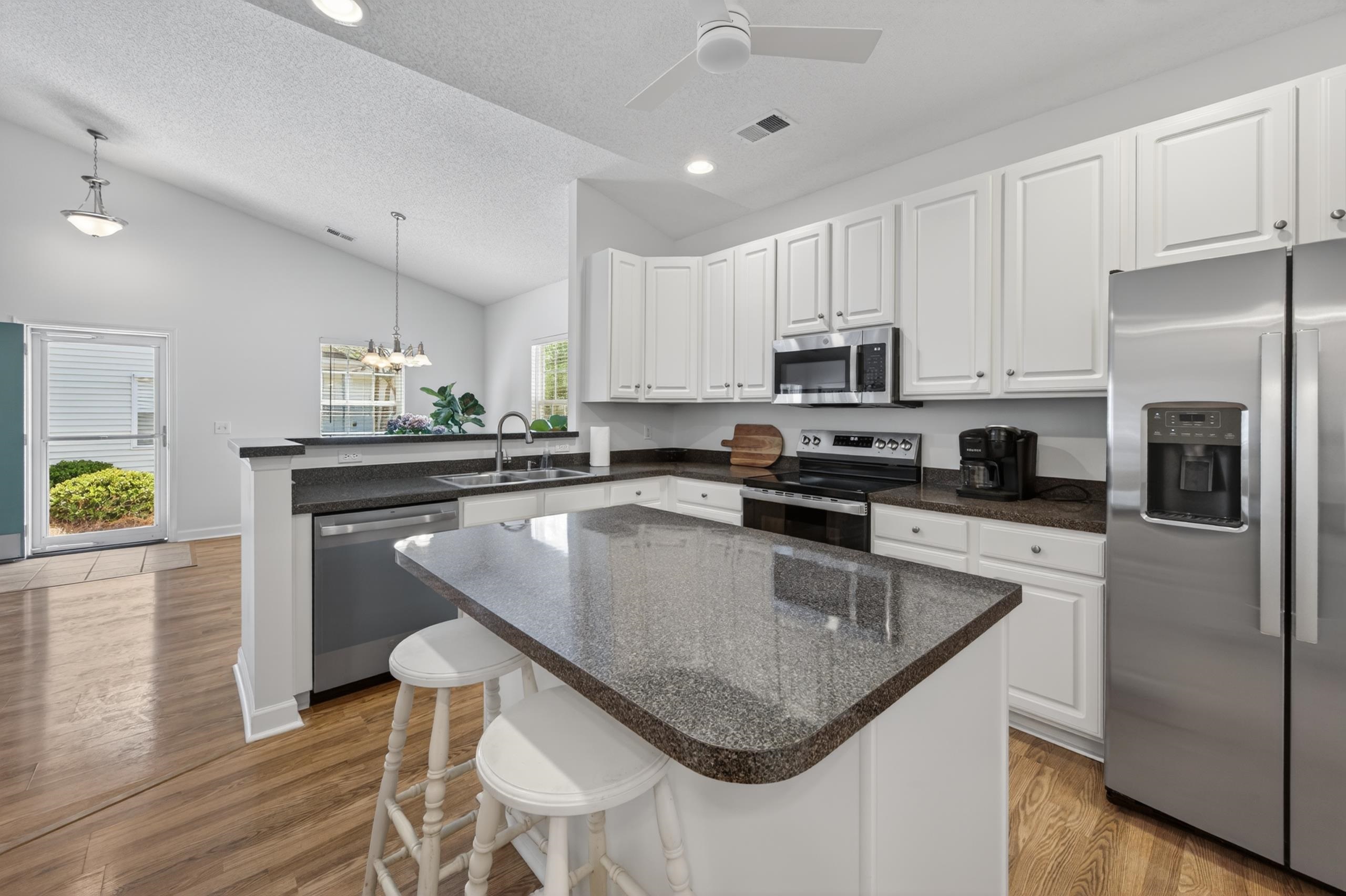 56 Highgrove Ct. Unit: 2