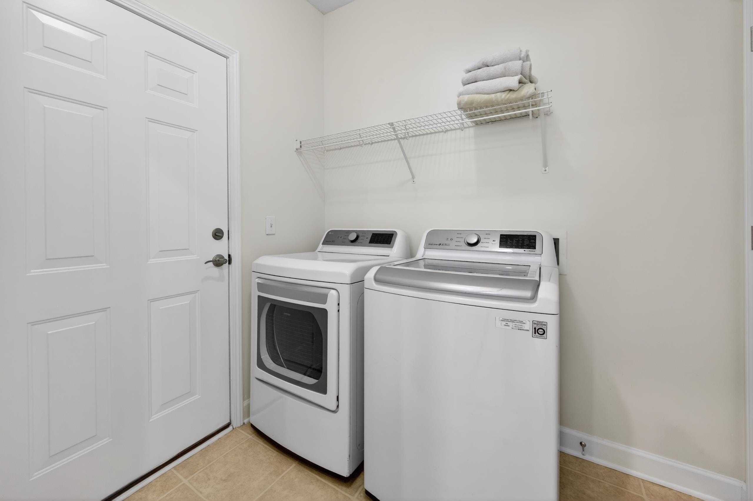 56 Highgrove Ct. Unit: 2