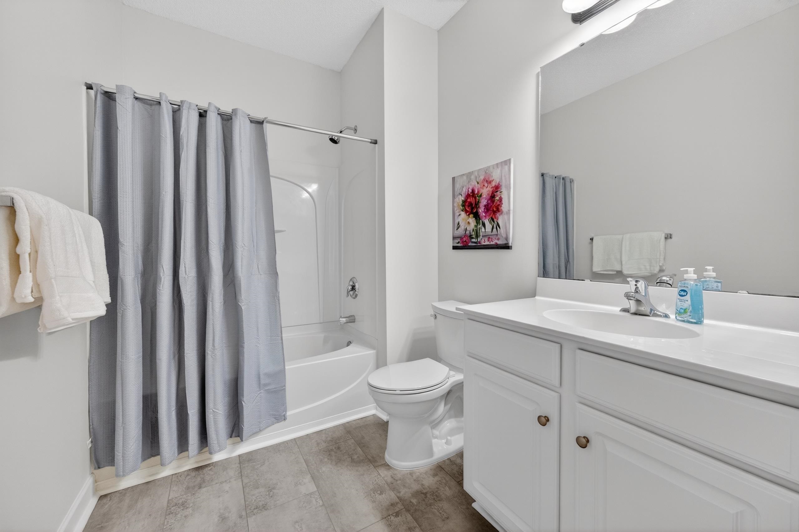 56 Highgrove Ct. Unit: 2