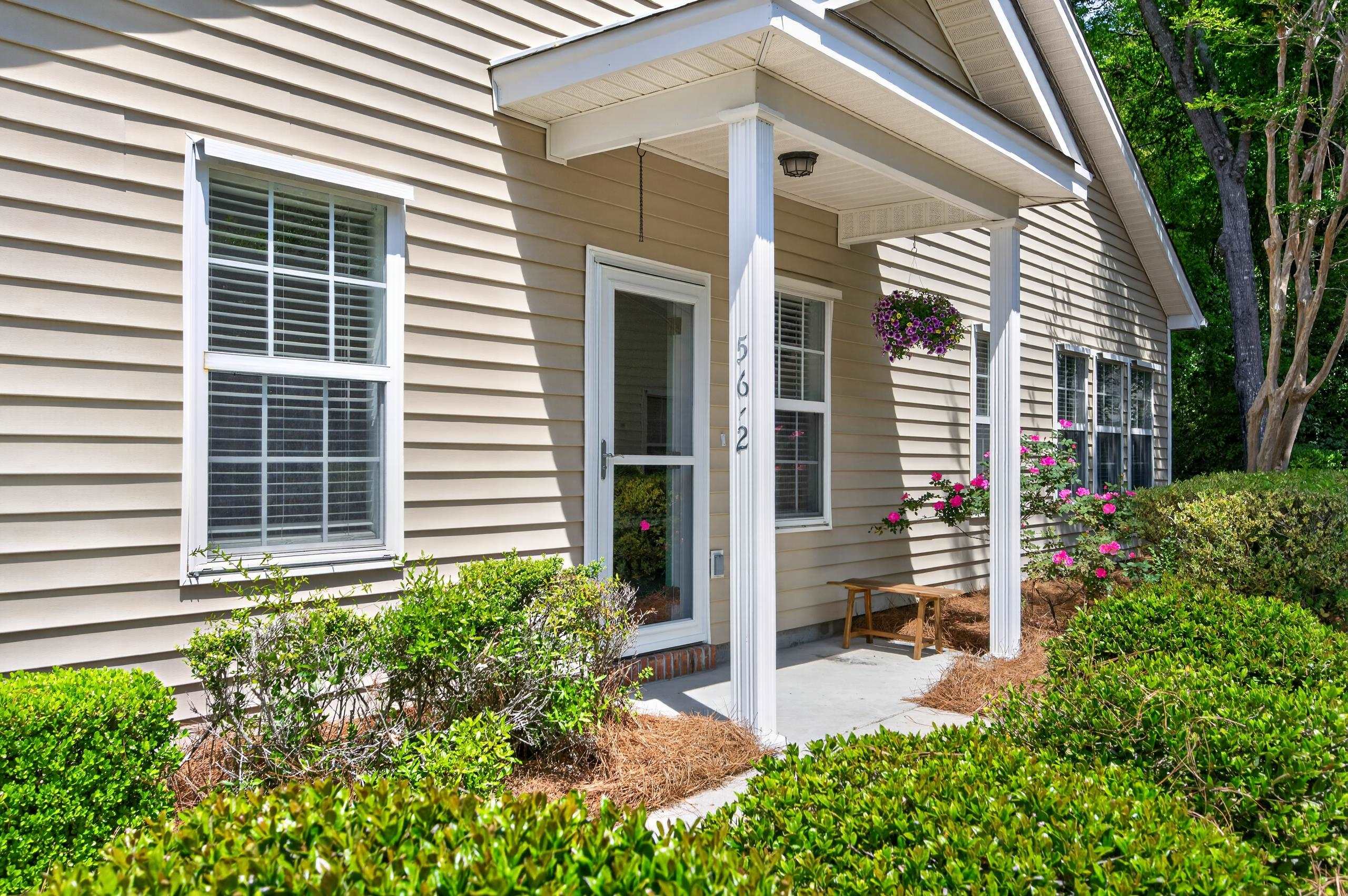 56 Highgrove Ct. Unit: 2