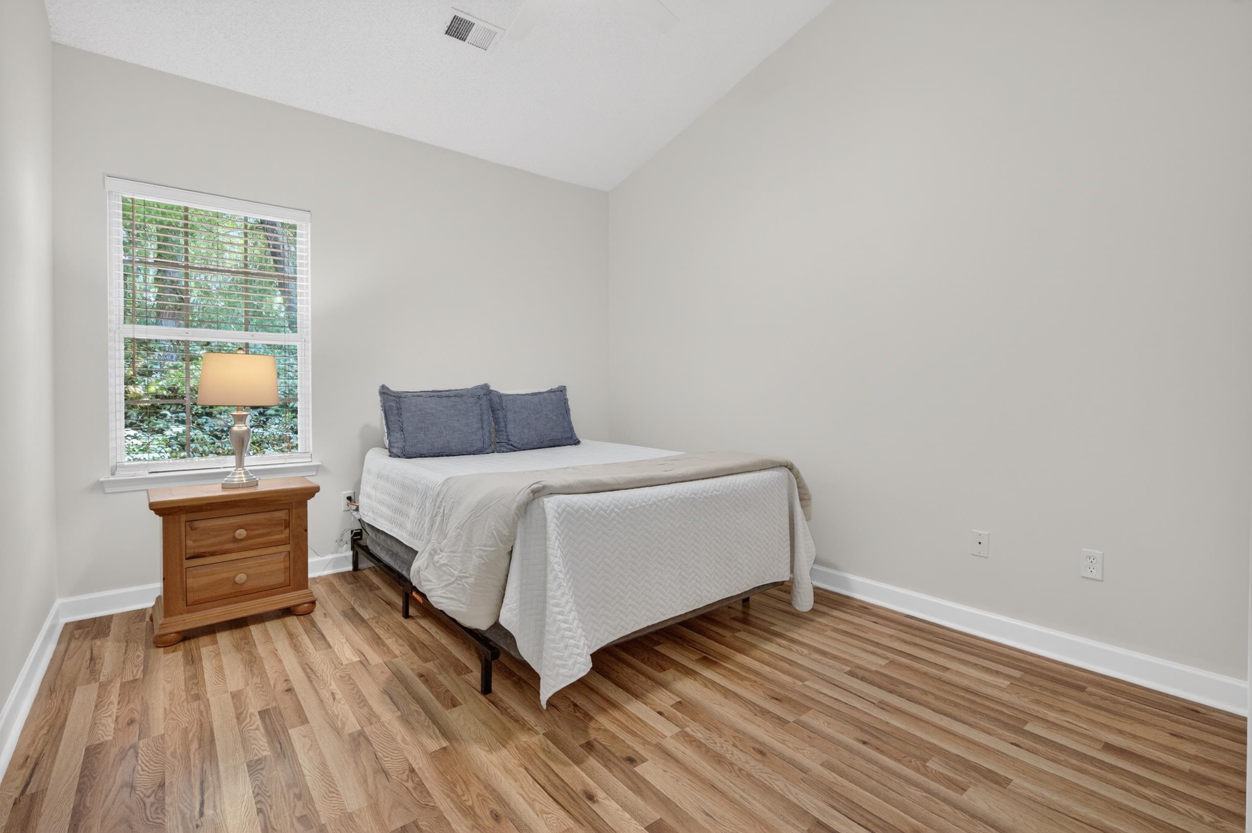 56 Highgrove Ct. Unit: 2