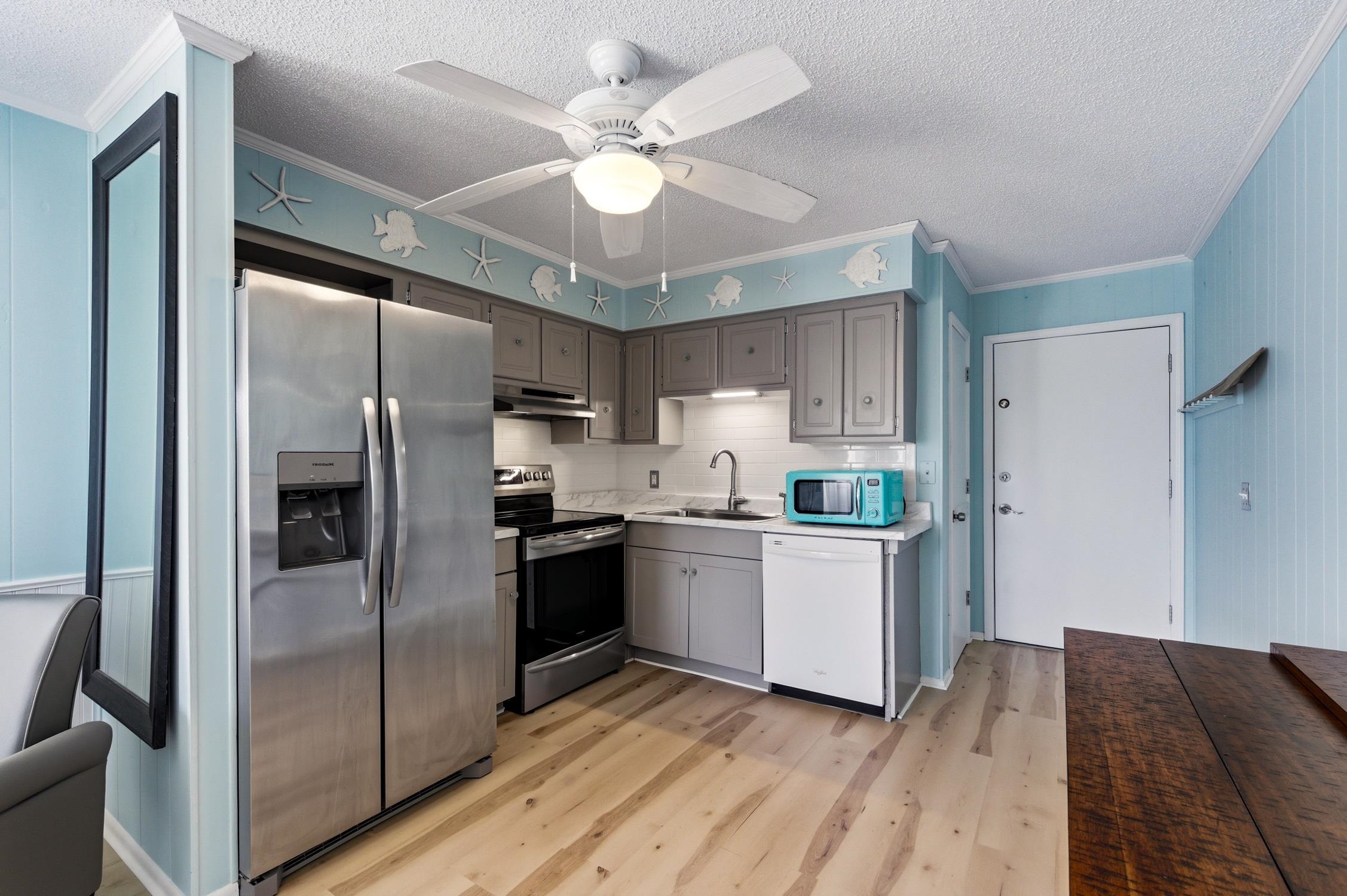 1647 S Waccamaw Dr. Unit: 16