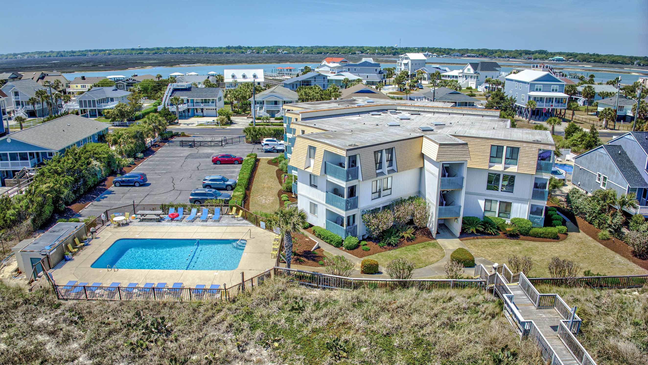 1647 S Waccamaw Dr. Unit: 16