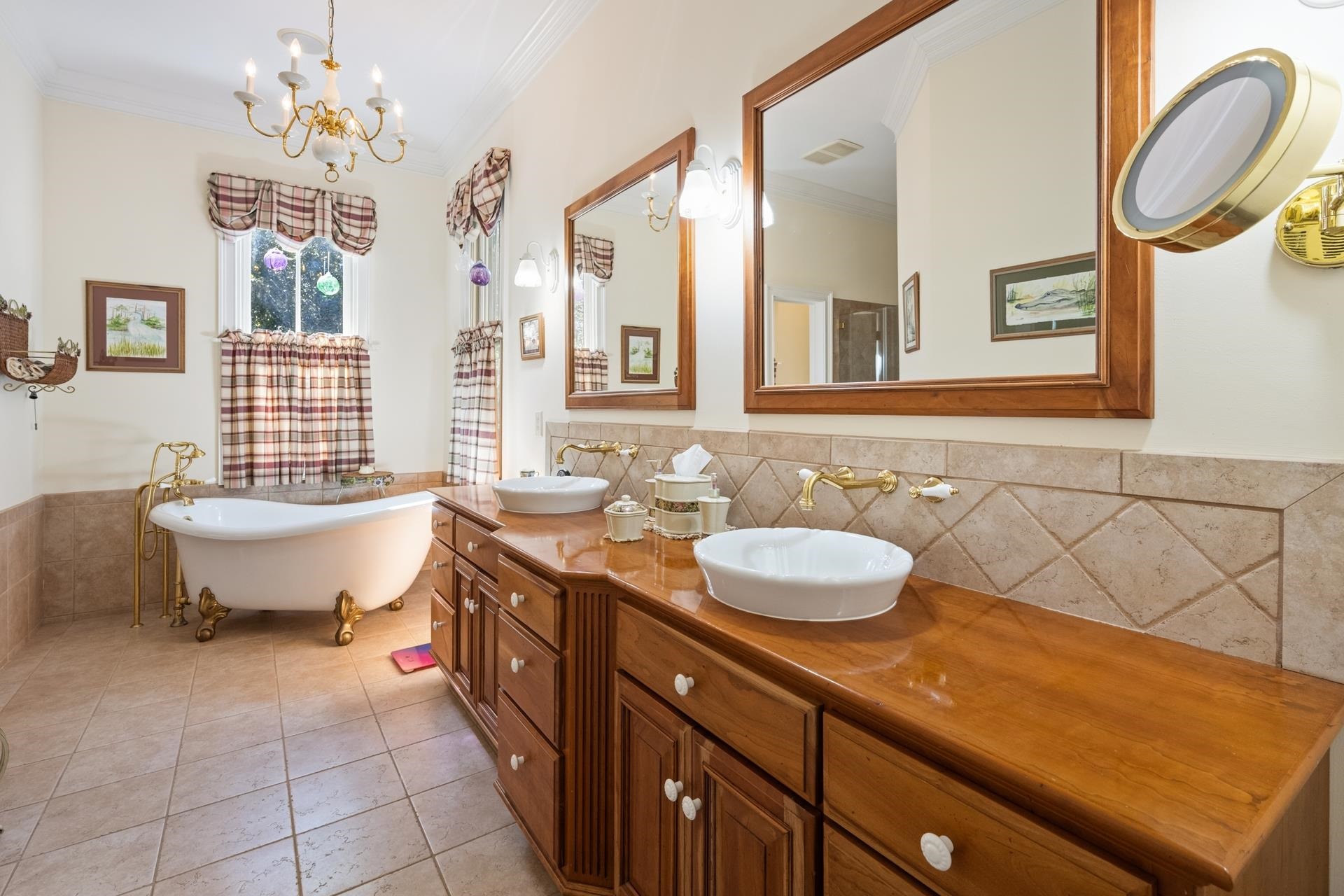 227 Summerwood Dr.