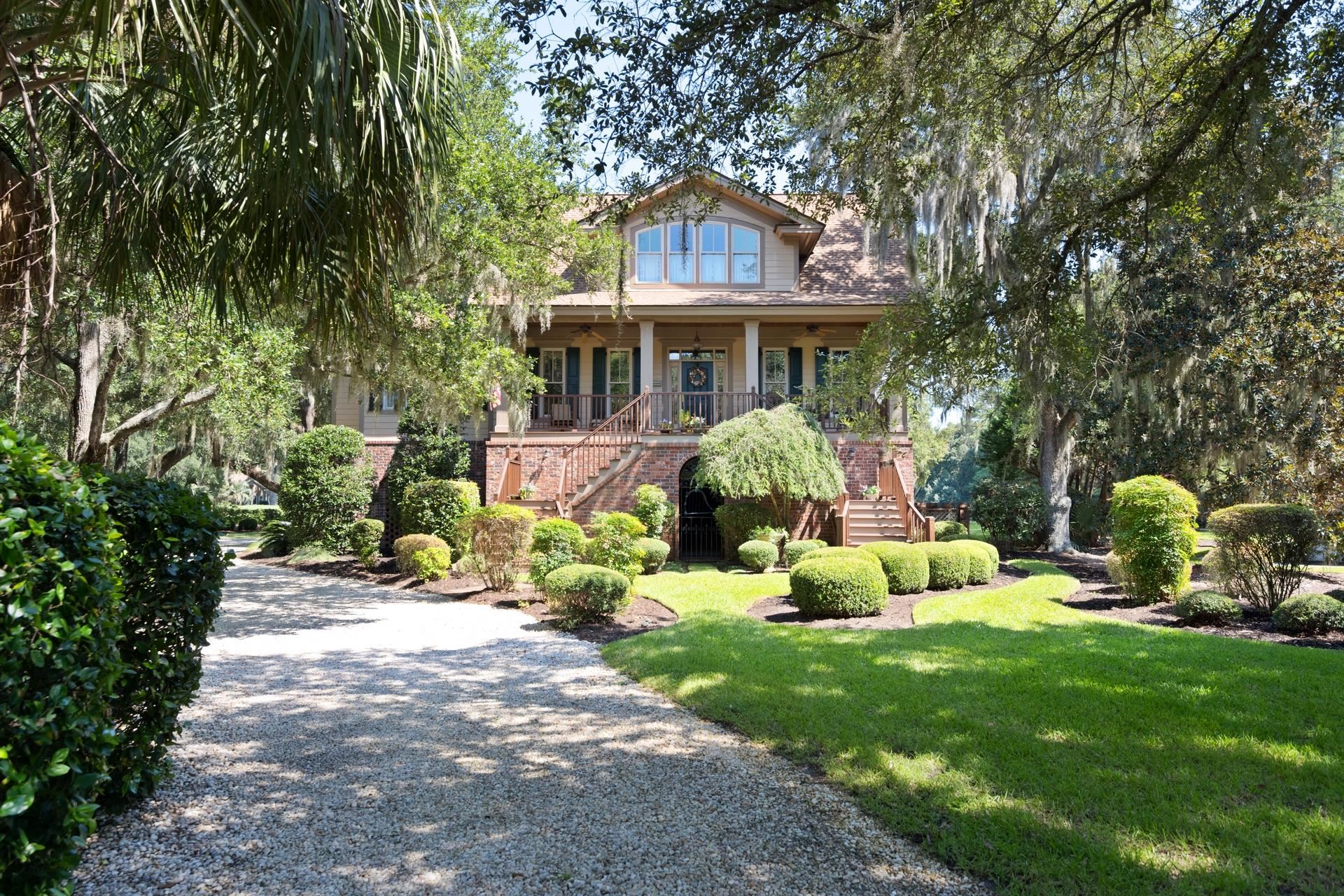 227 Summerwood Dr.