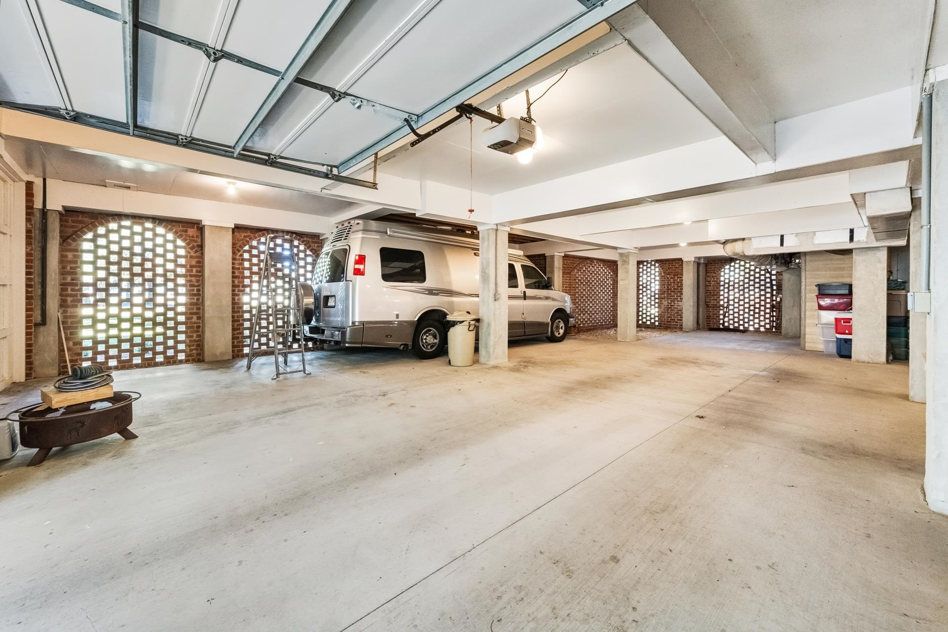227 Summerwood Dr.