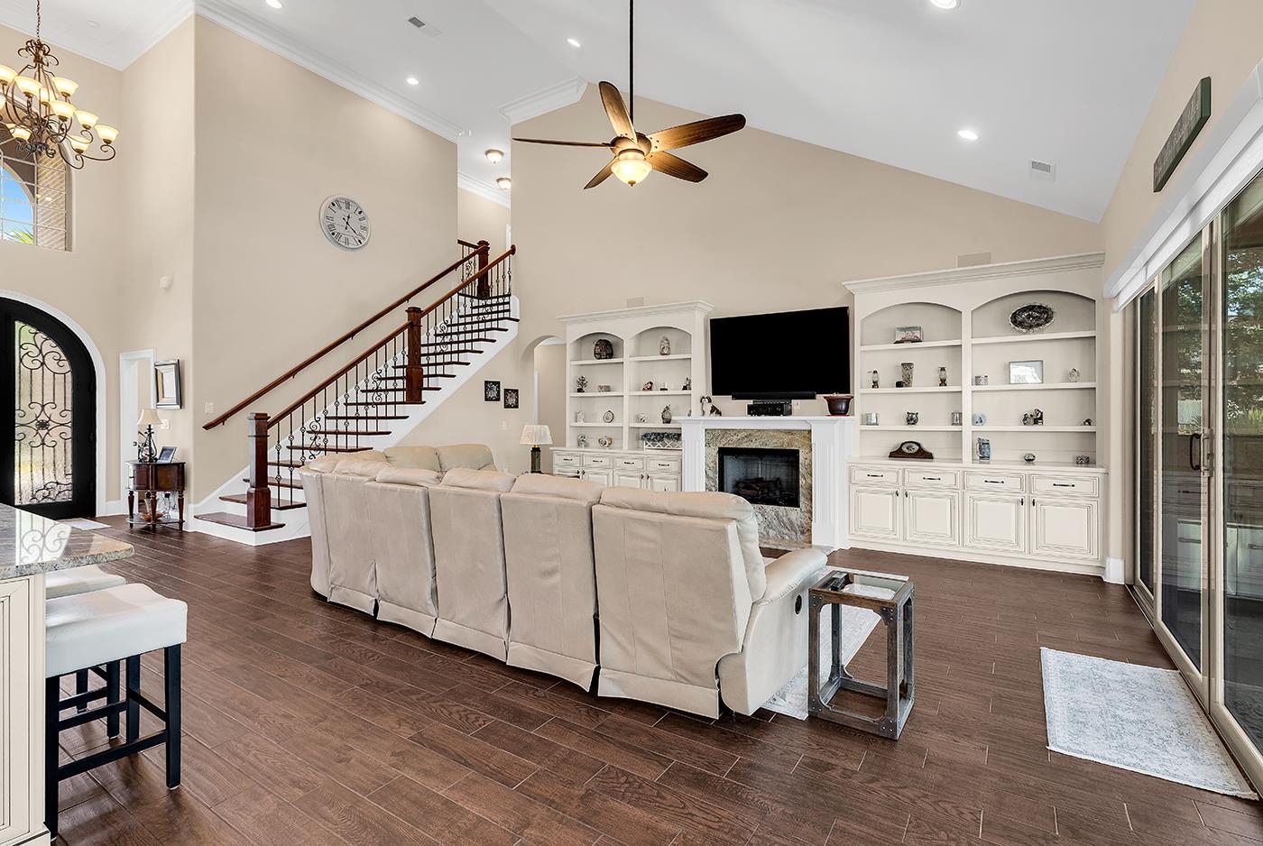 677 Chamberlin Rd.