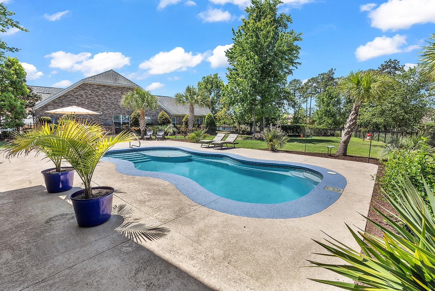 677 Chamberlin Rd.