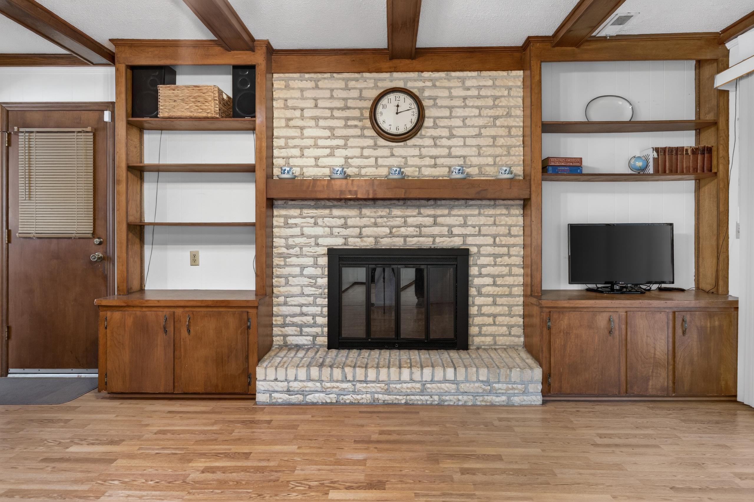 113 Capt Anthony White Ln.