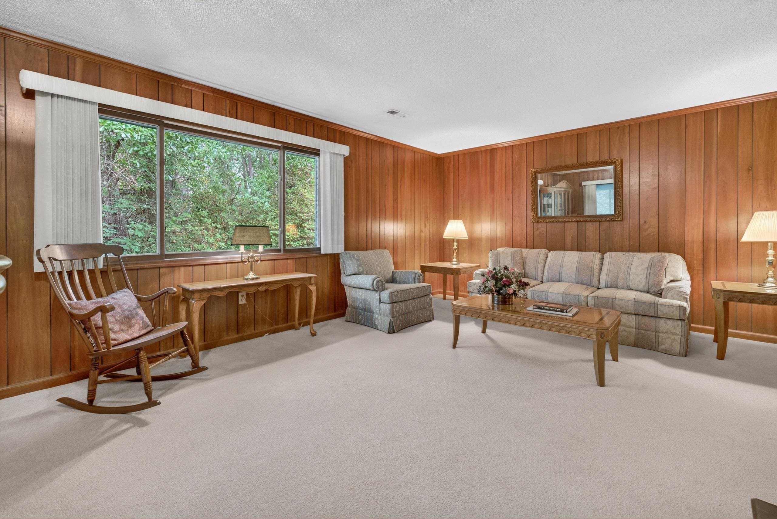 113 Capt Anthony White Ln.