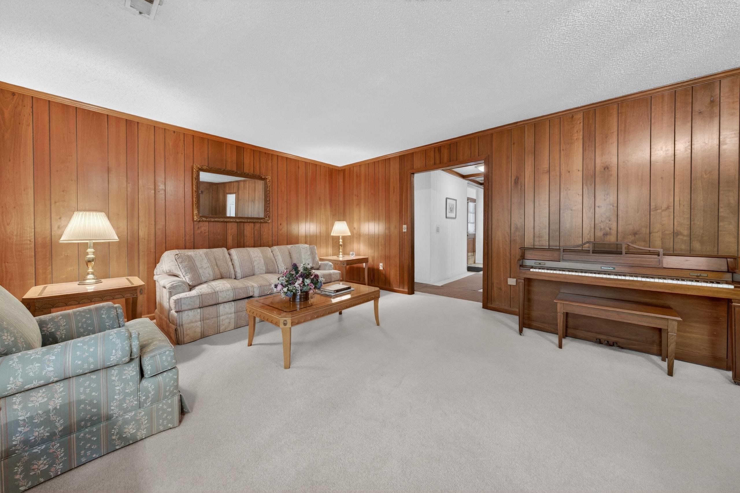 113 Capt Anthony White Ln.