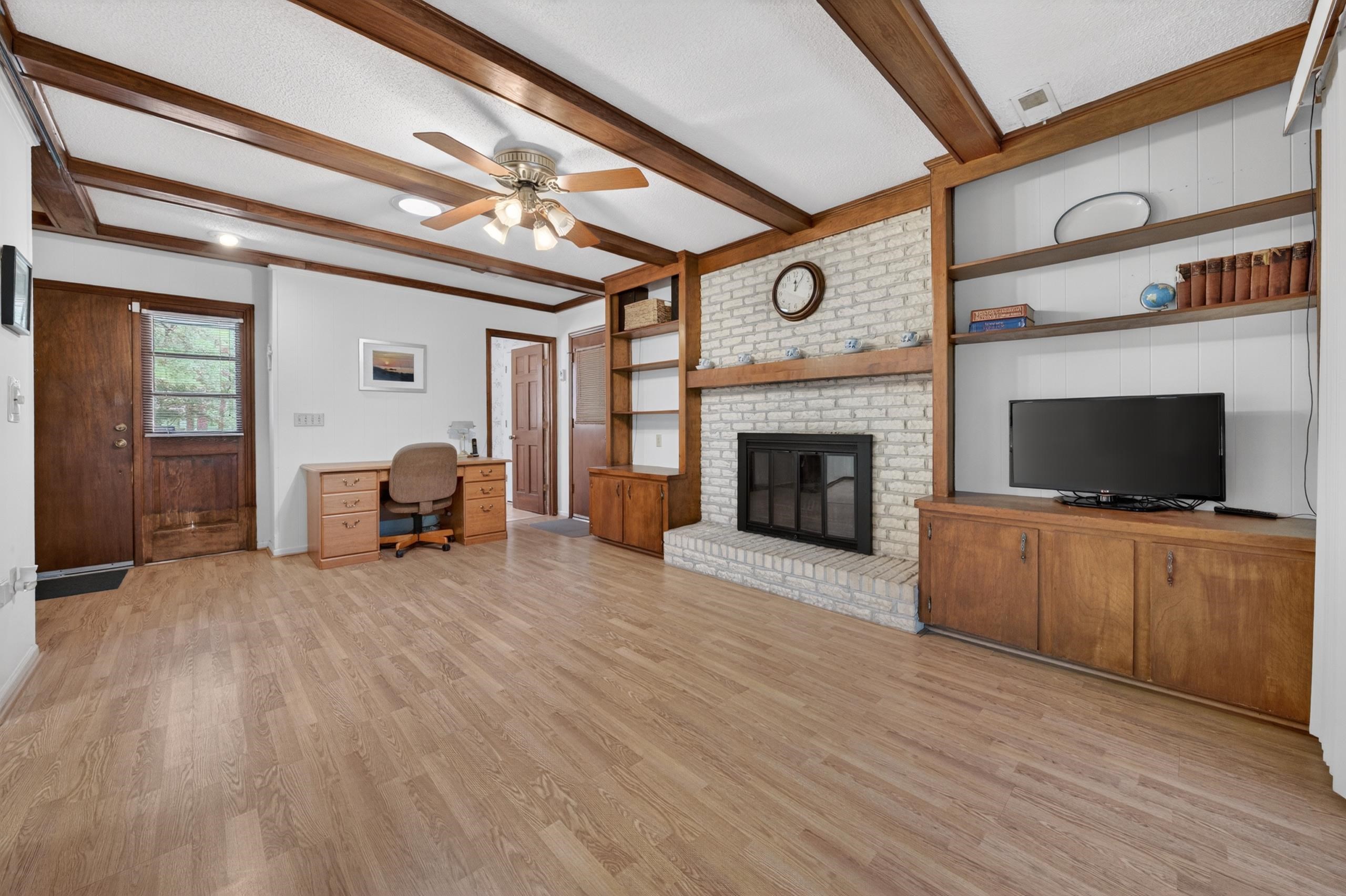 113 Capt Anthony White Ln.