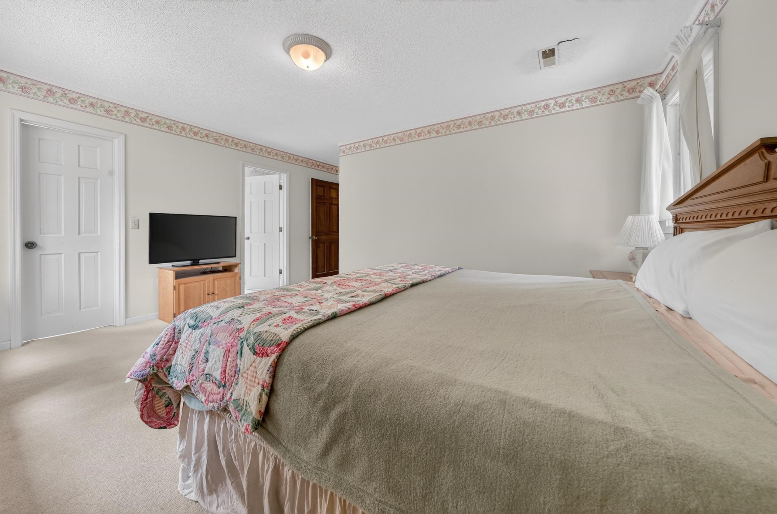 113 Capt Anthony White Ln.