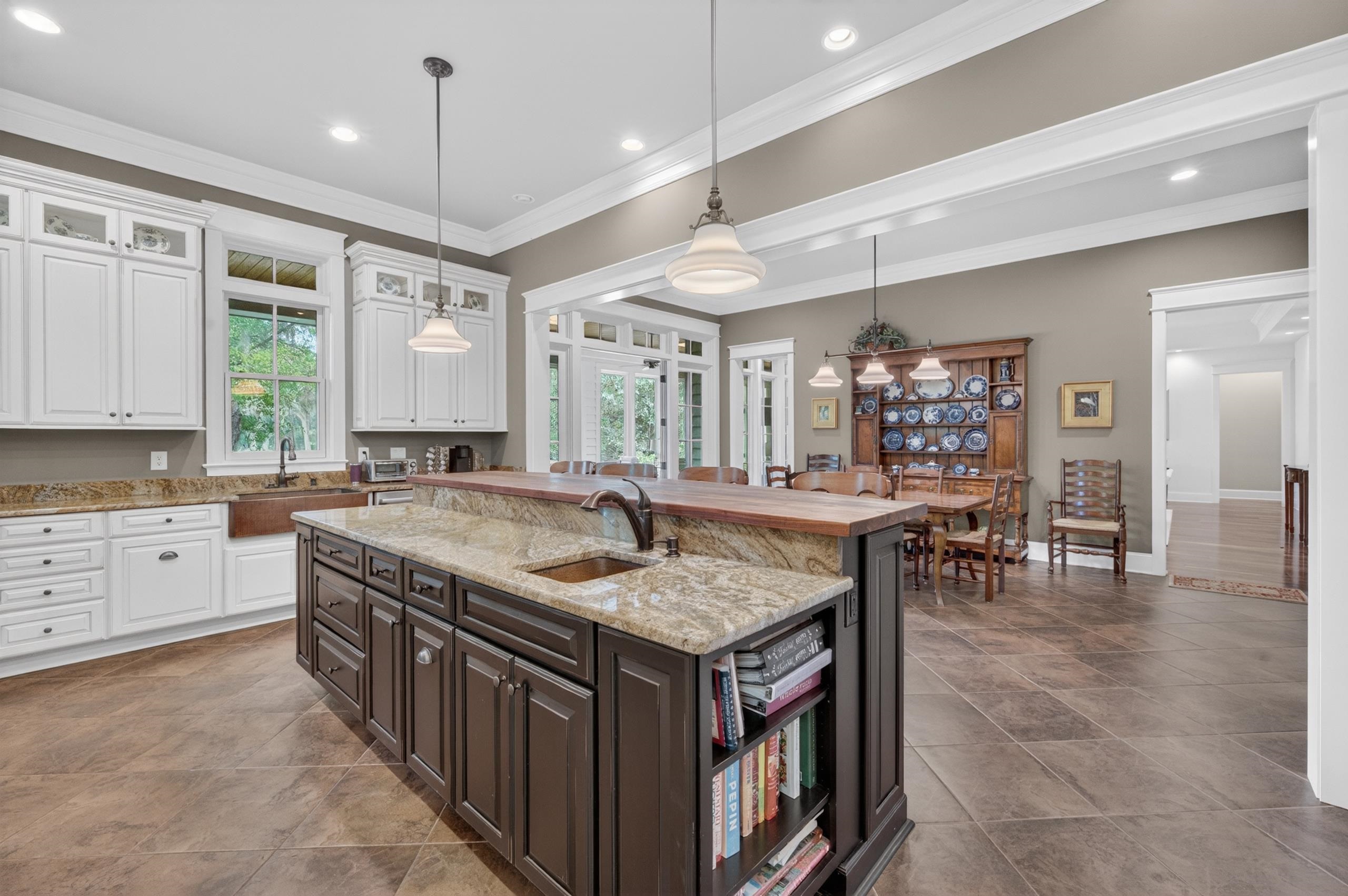 193 Summerwood Ln.