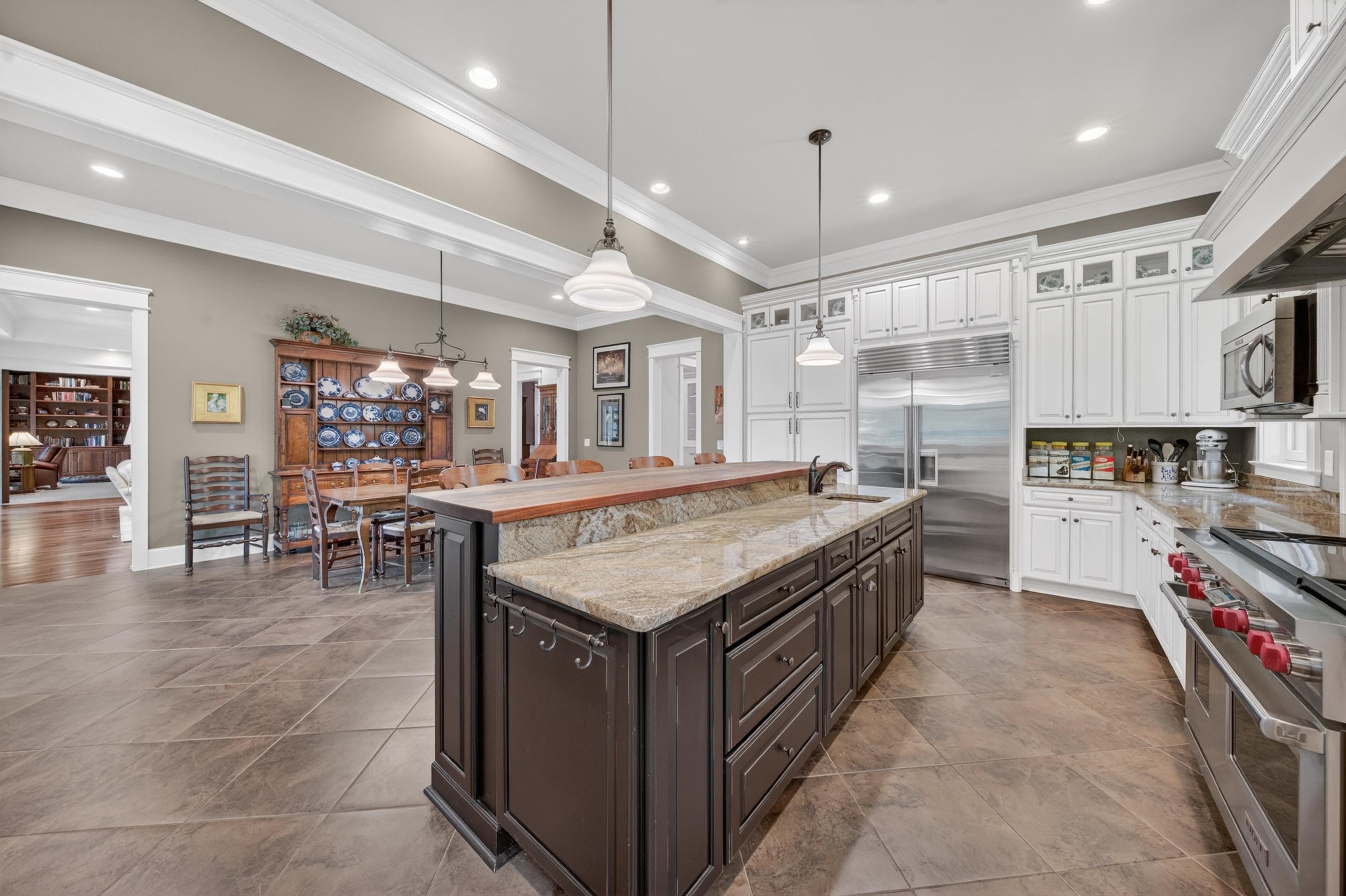 193 Summerwood Ln.