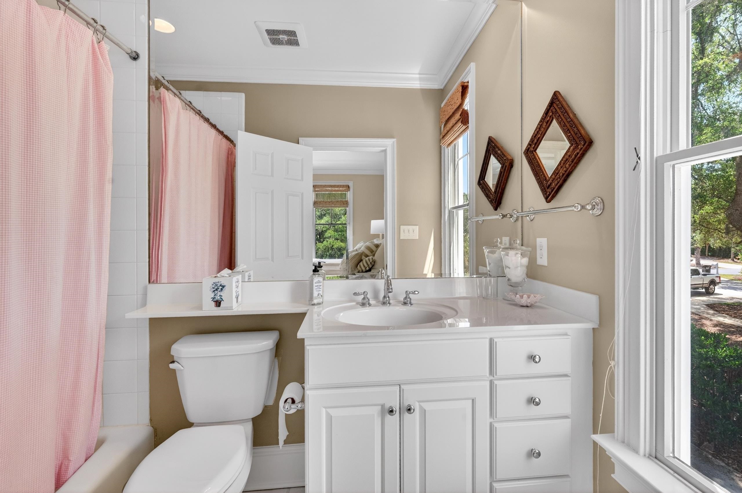 122 Sea Island Dr.