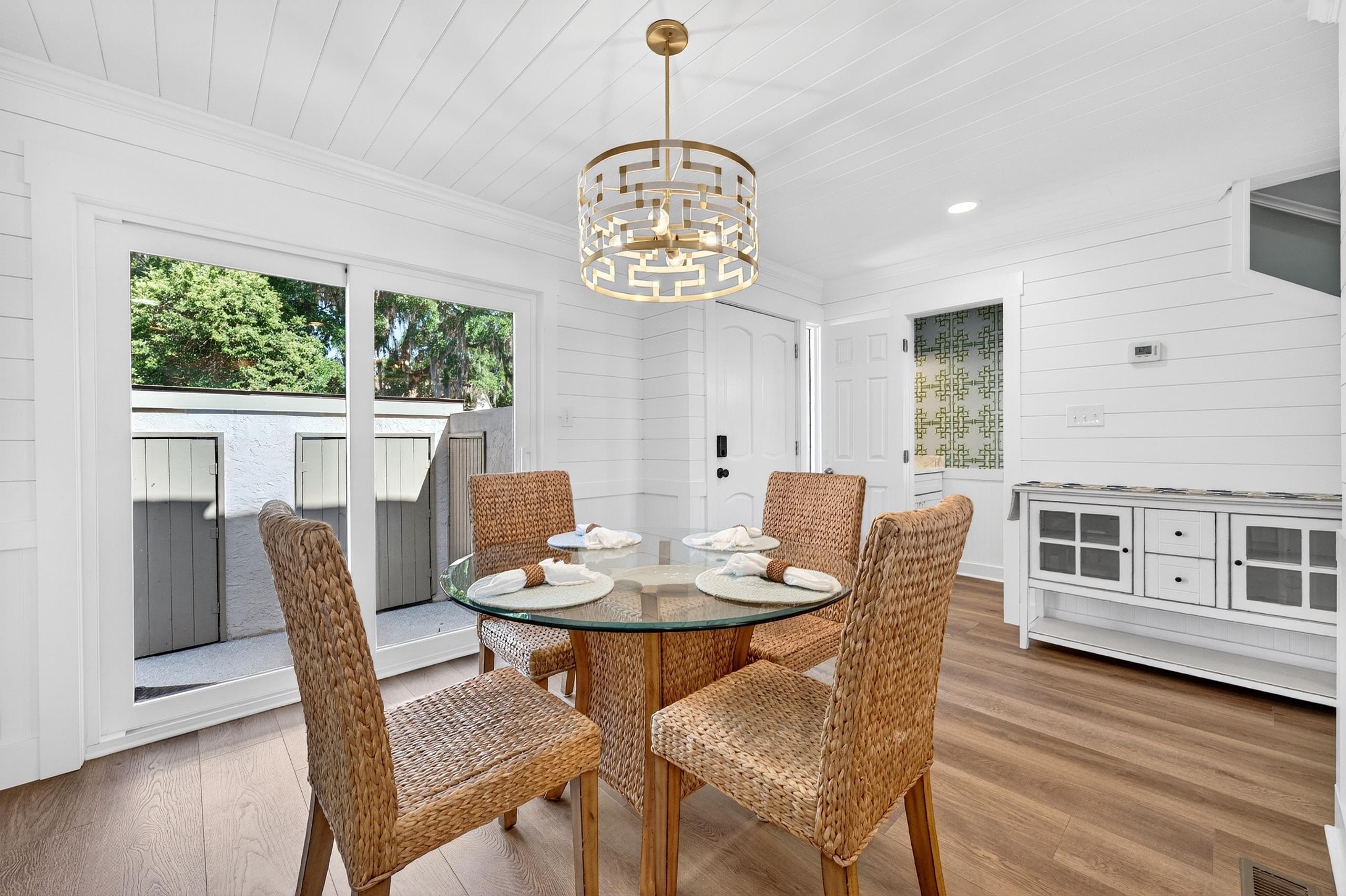 204 Bamboo Loop Unit: 202