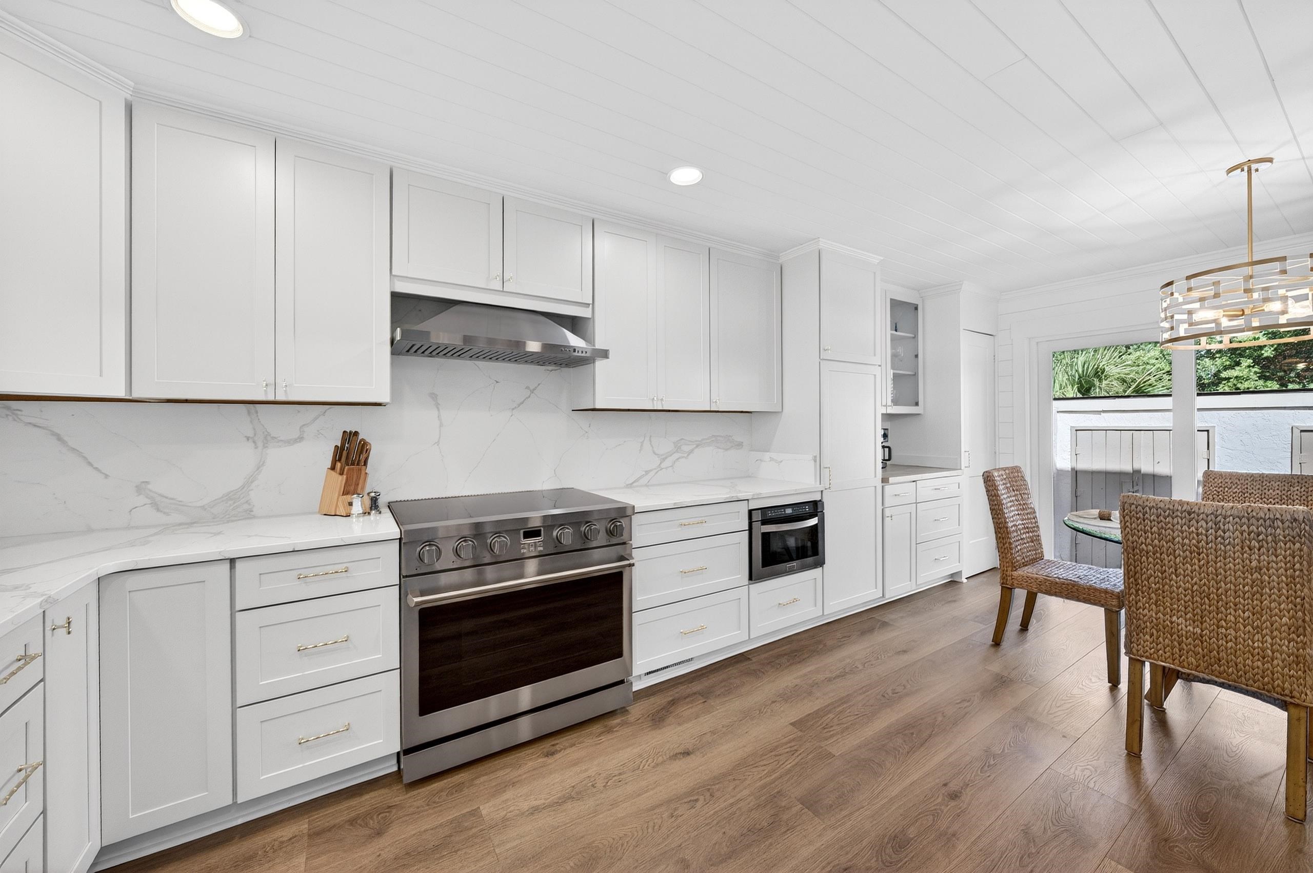 204 Bamboo Loop Unit: 202