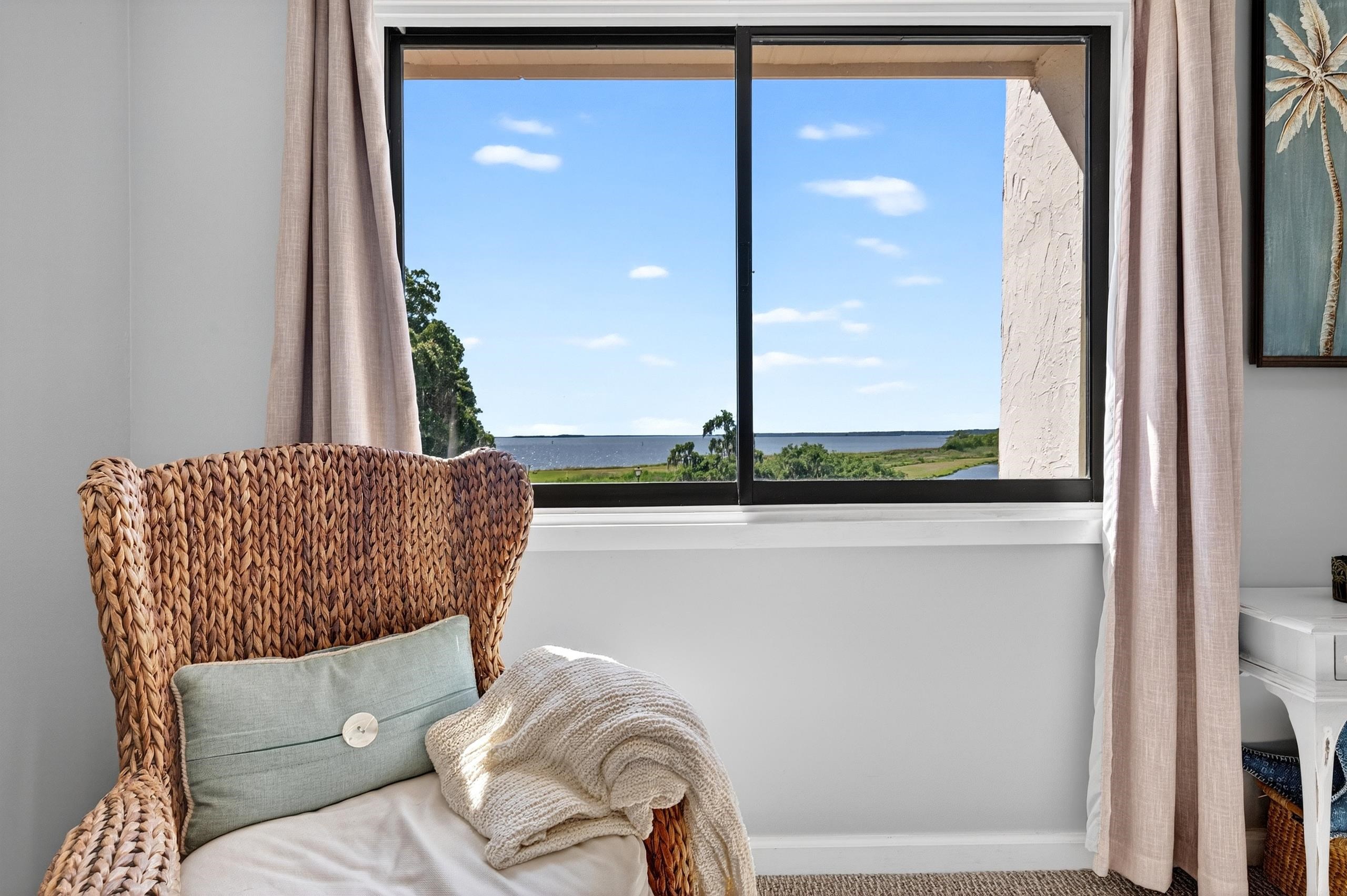 204 Bamboo Loop Unit: 202