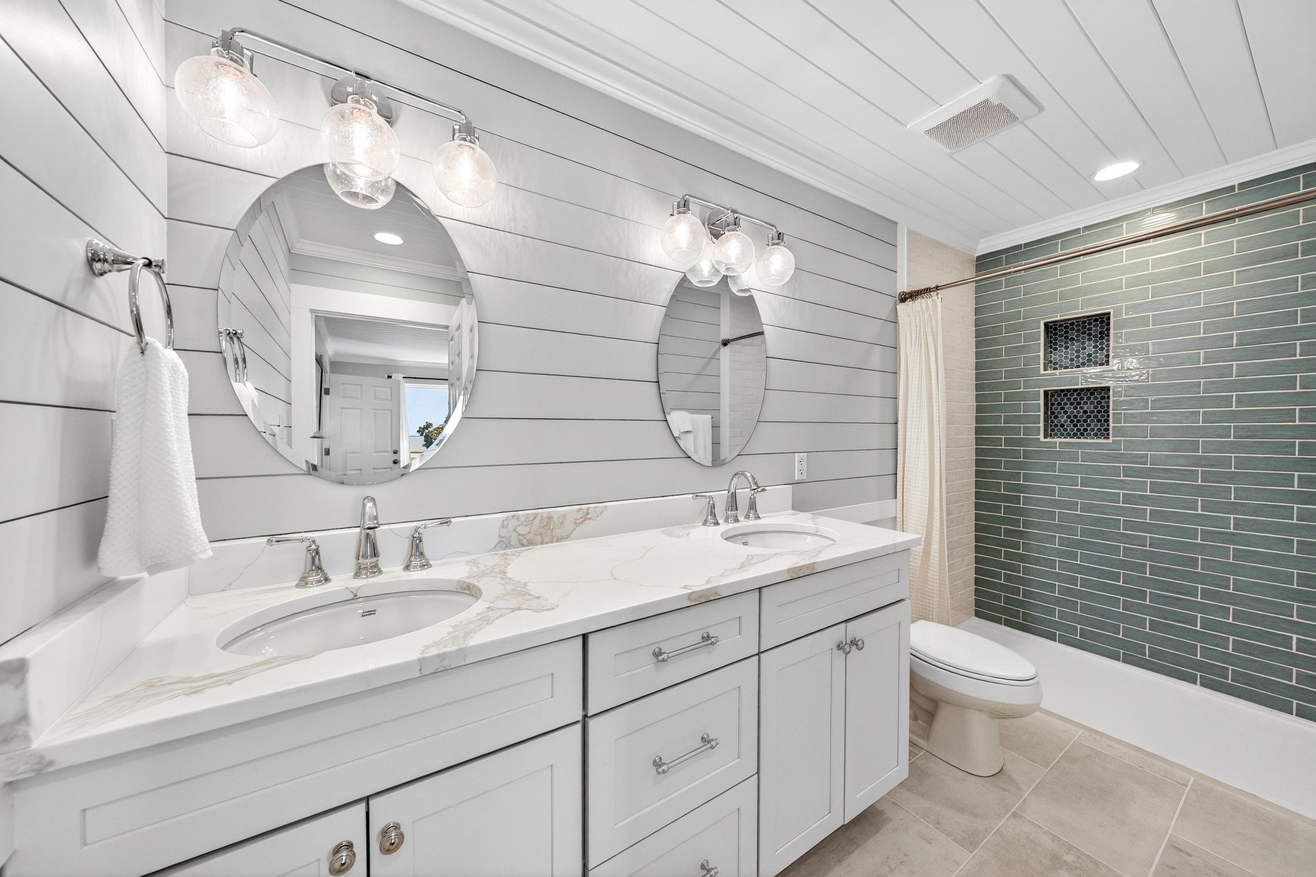 204 Bamboo Loop Unit: 202