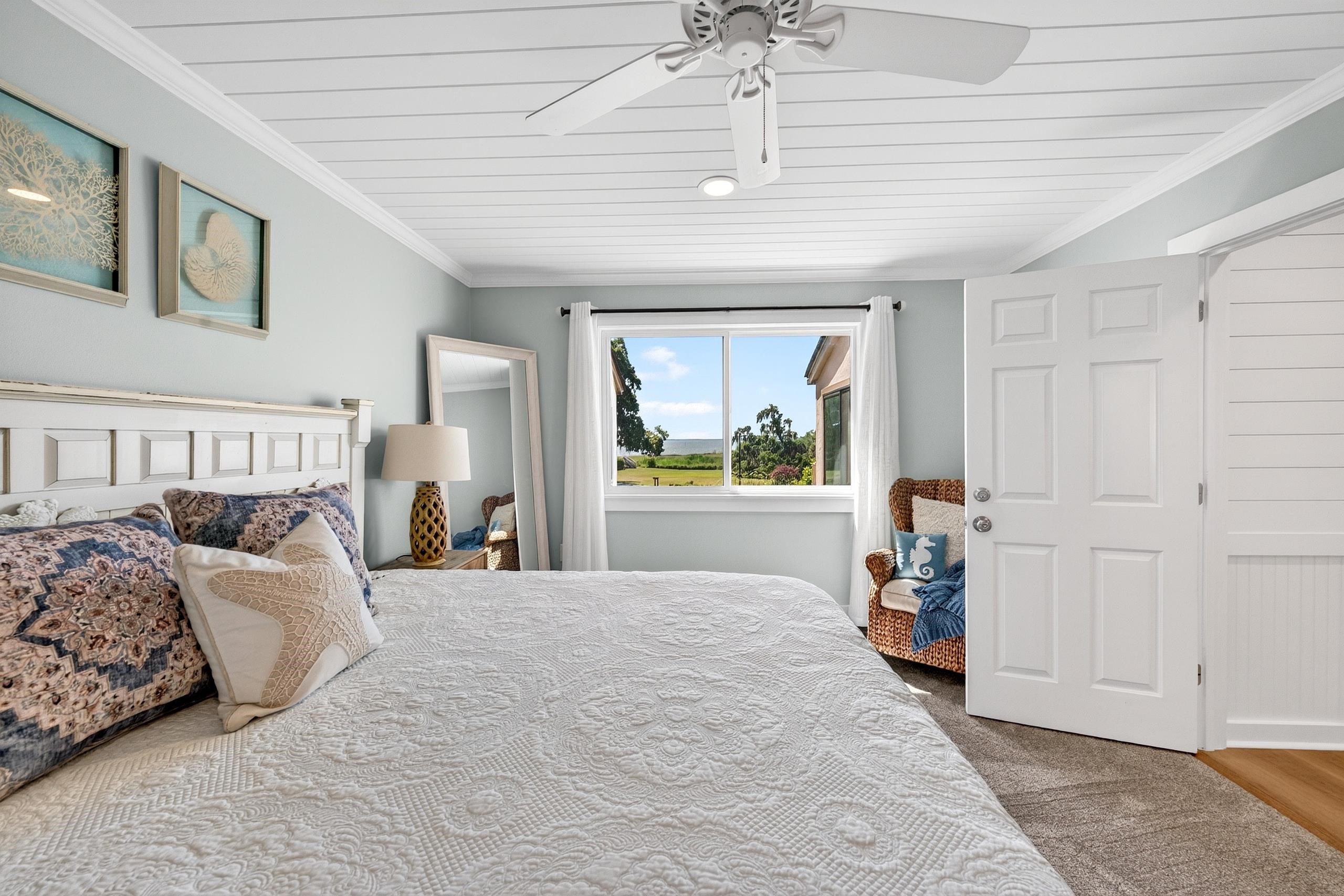 204 Bamboo Loop Unit: 202