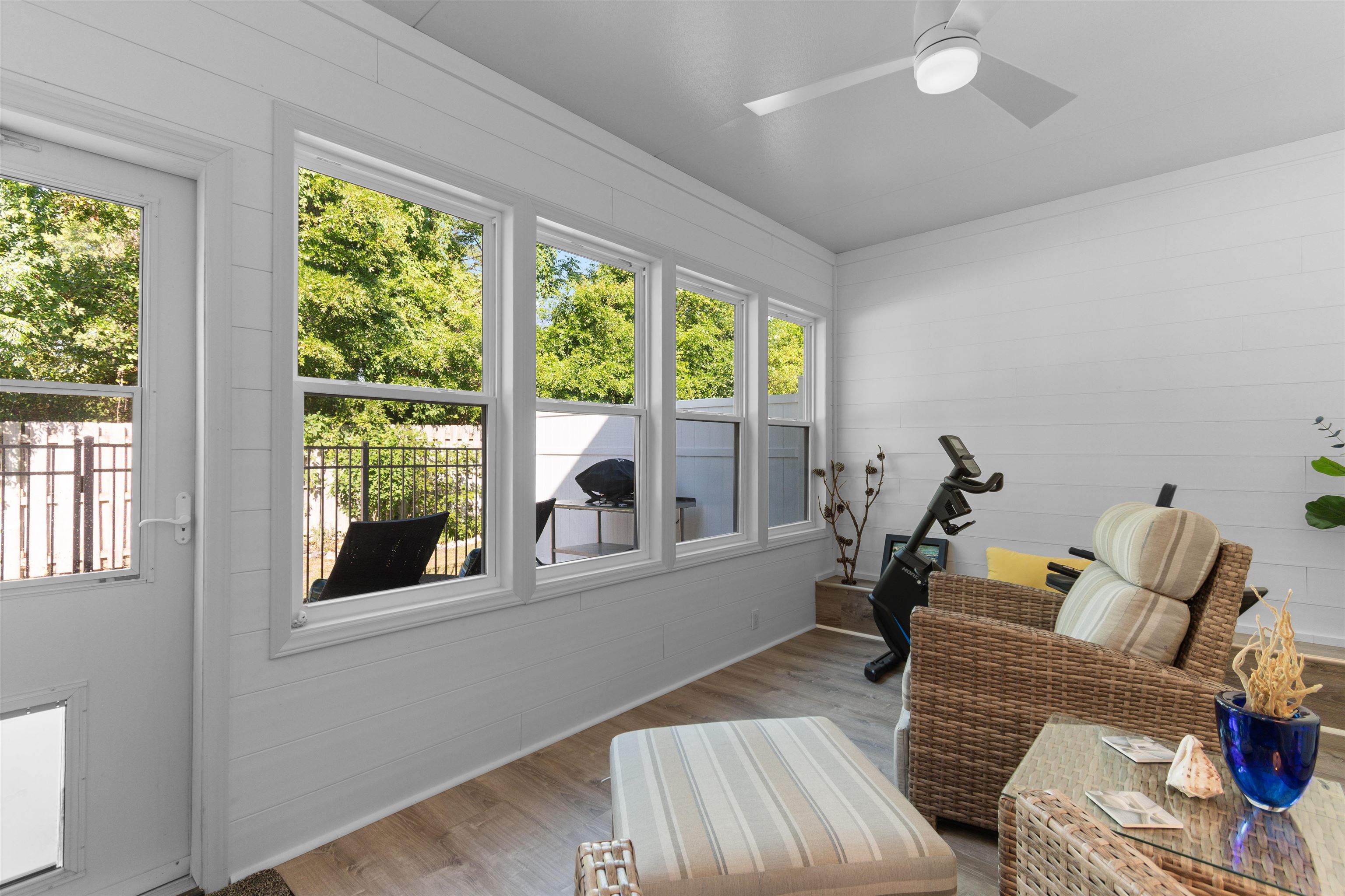 4246 River Gate Ln.