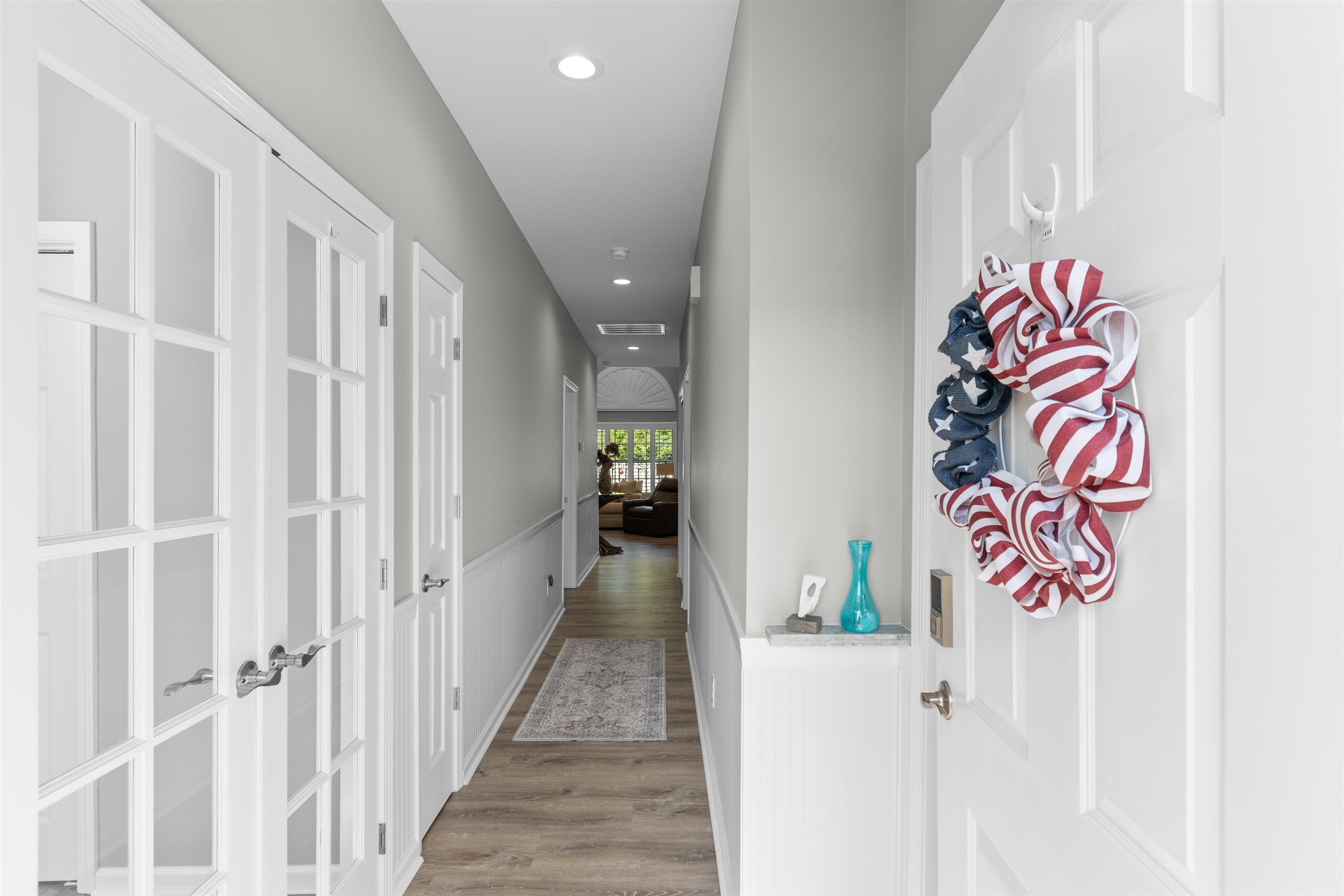 4246 River Gate Ln.