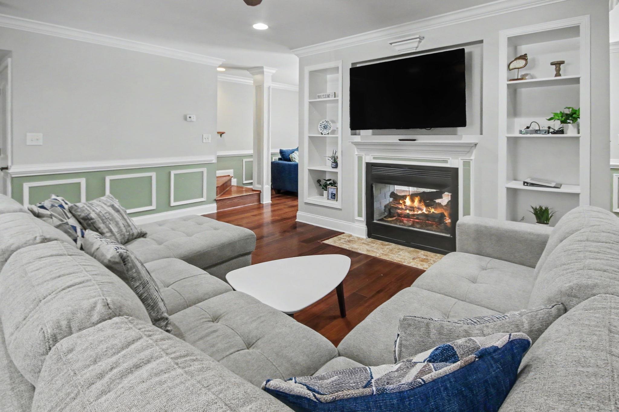 123 Beaver Pond Loop Unit: 36