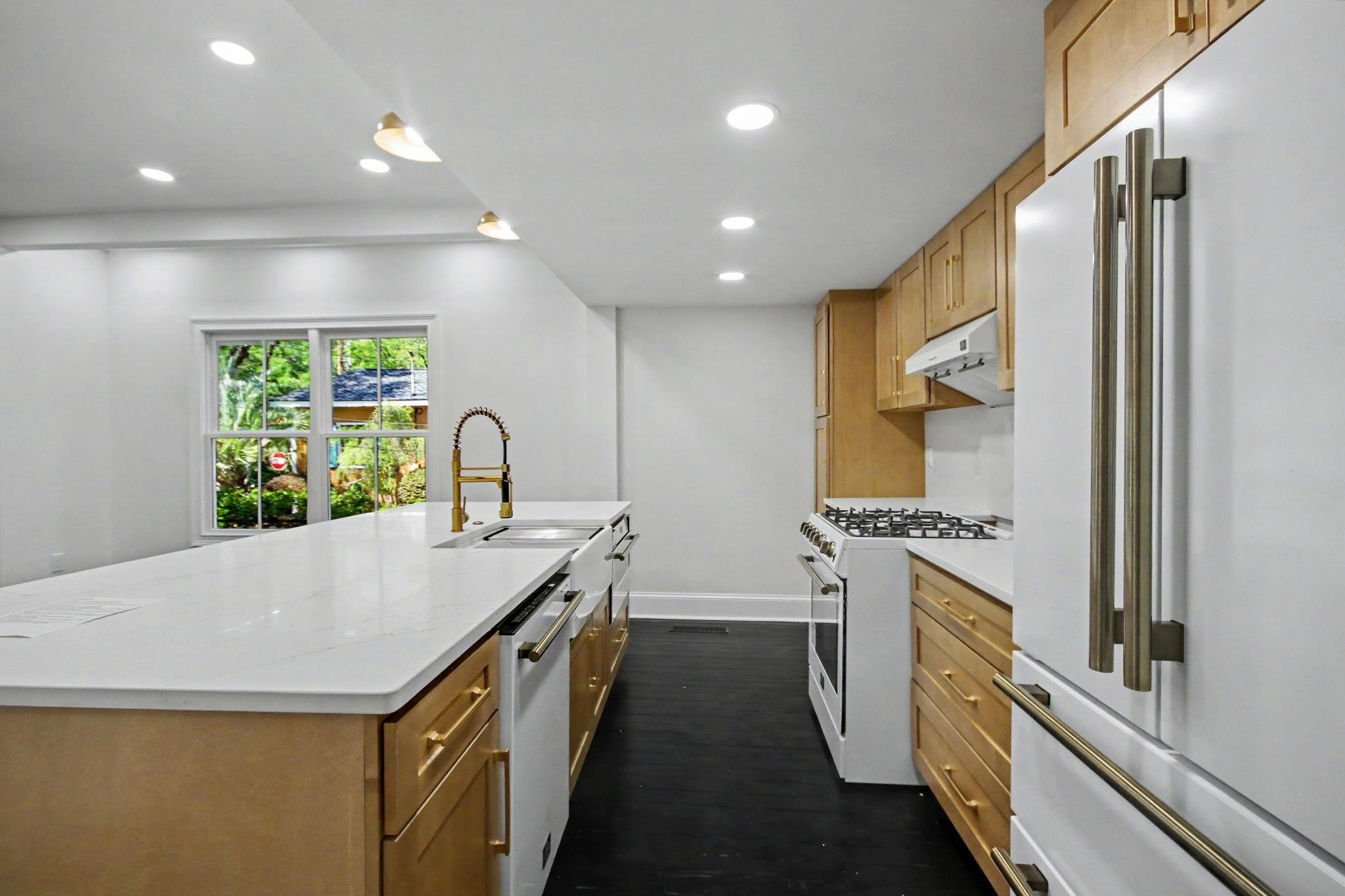 128 Wood St.