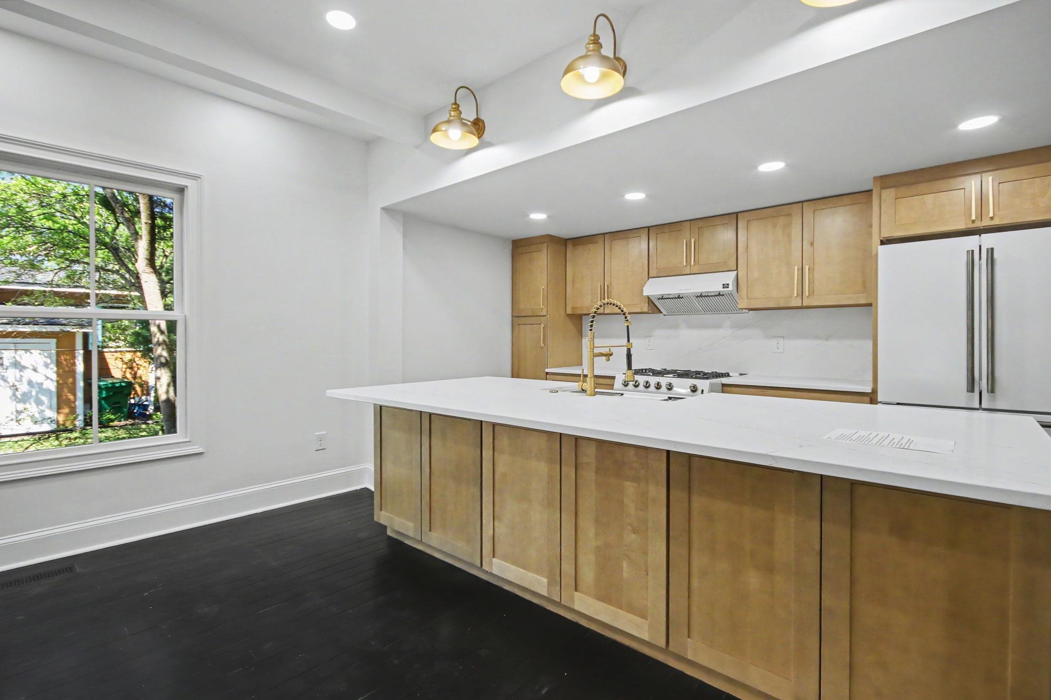128 Wood St.