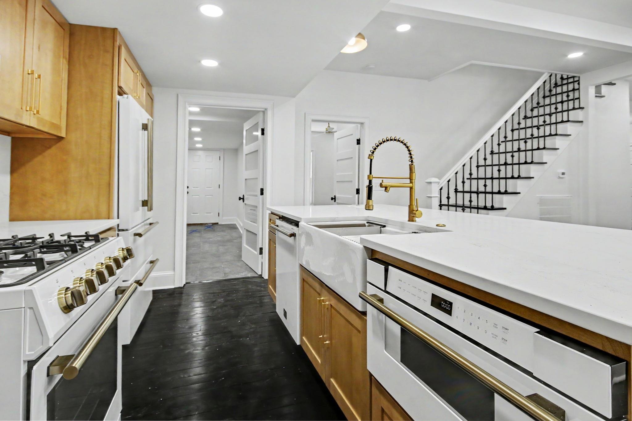 128 Wood St.