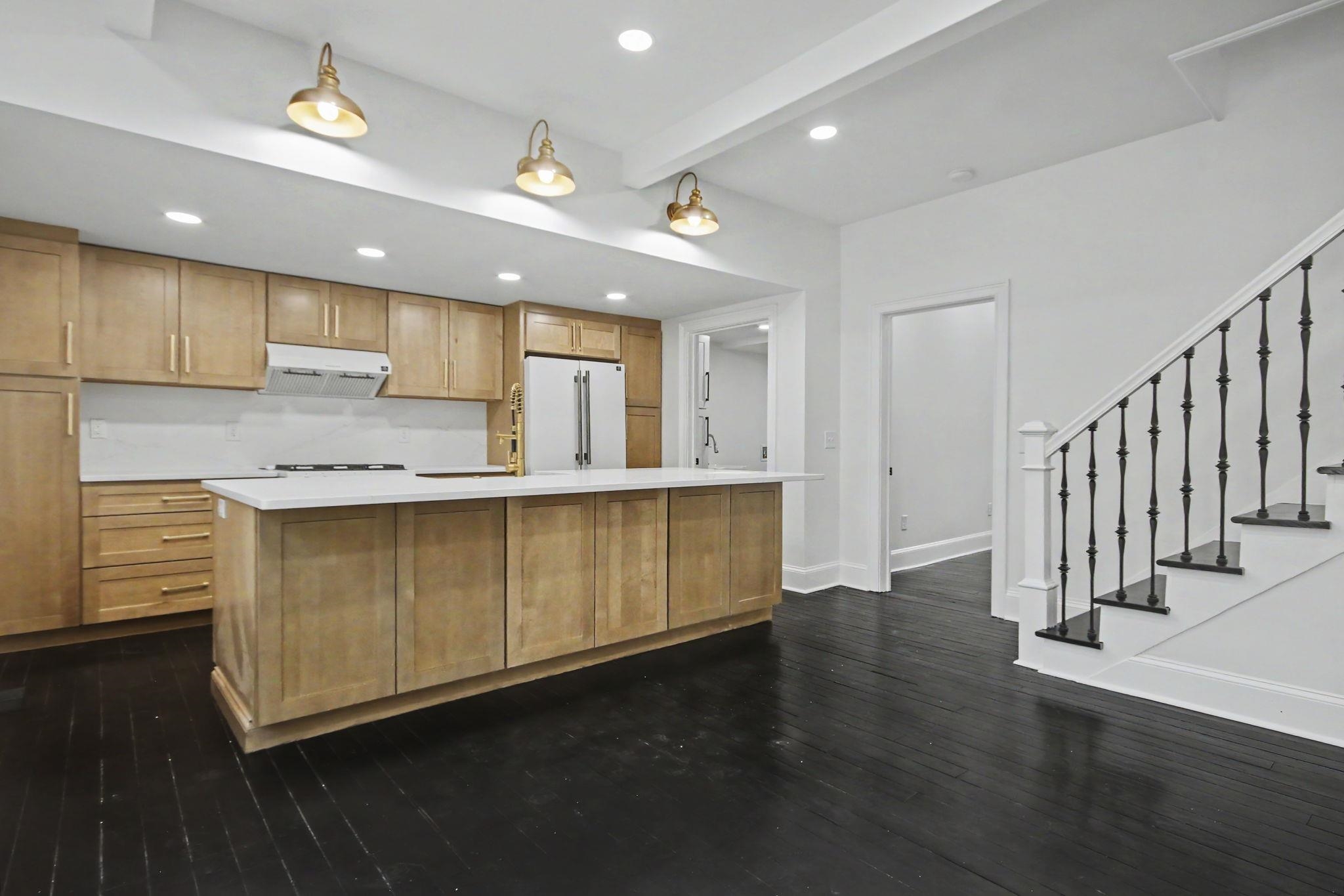 128 Wood St.