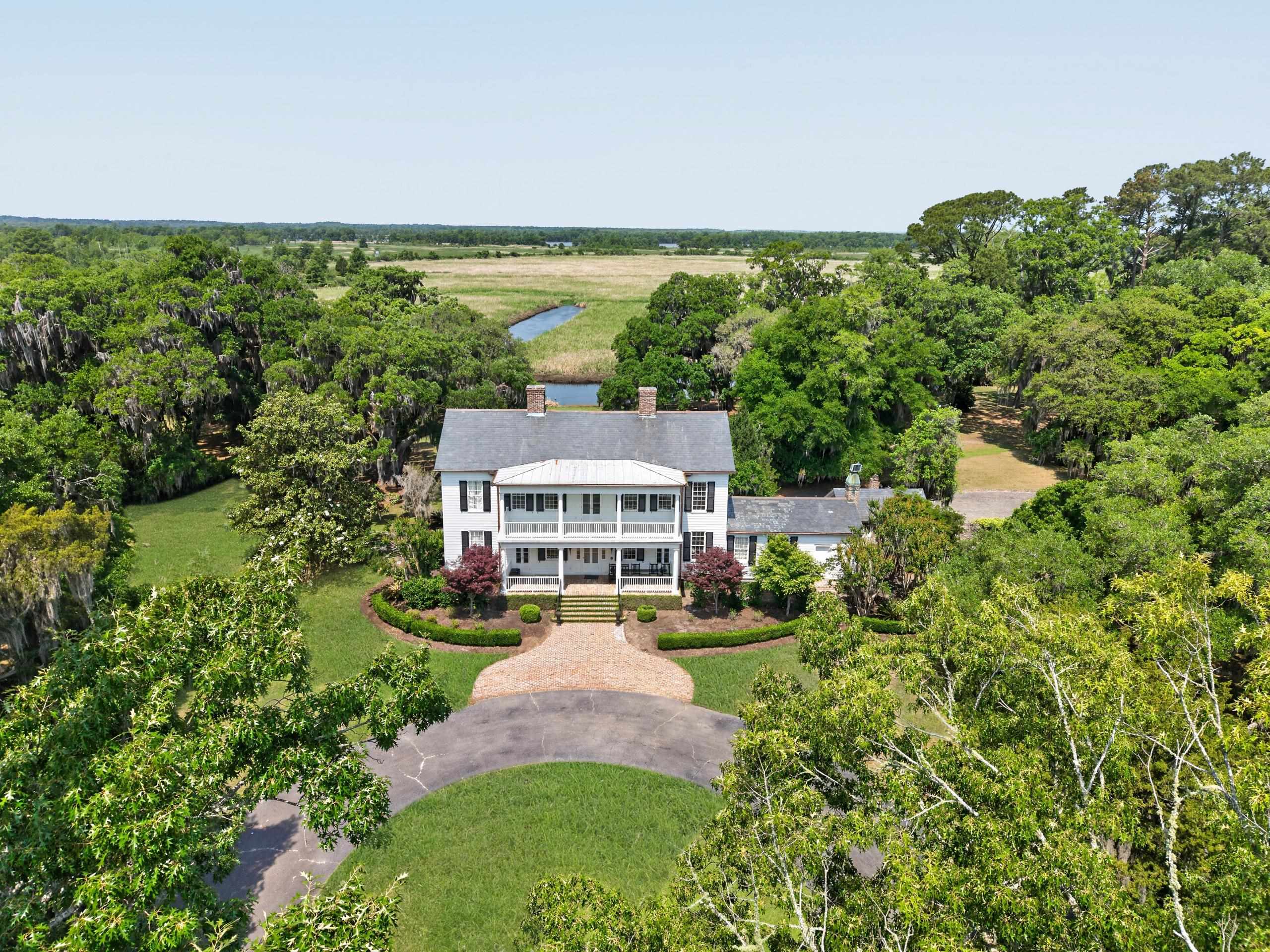 62 Makepeace Pl.