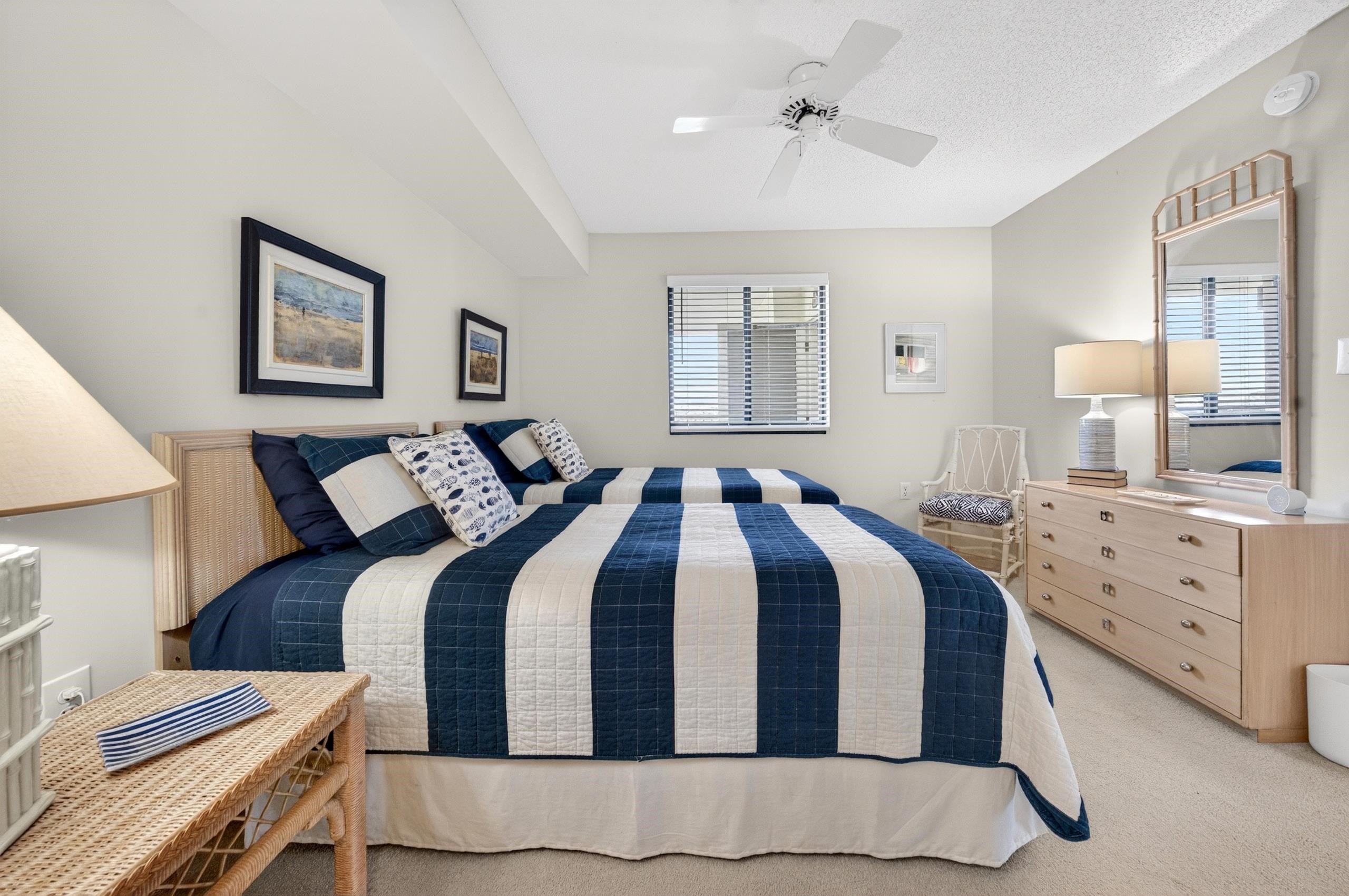 709 Retreat Beach Circle Unit: D-4A